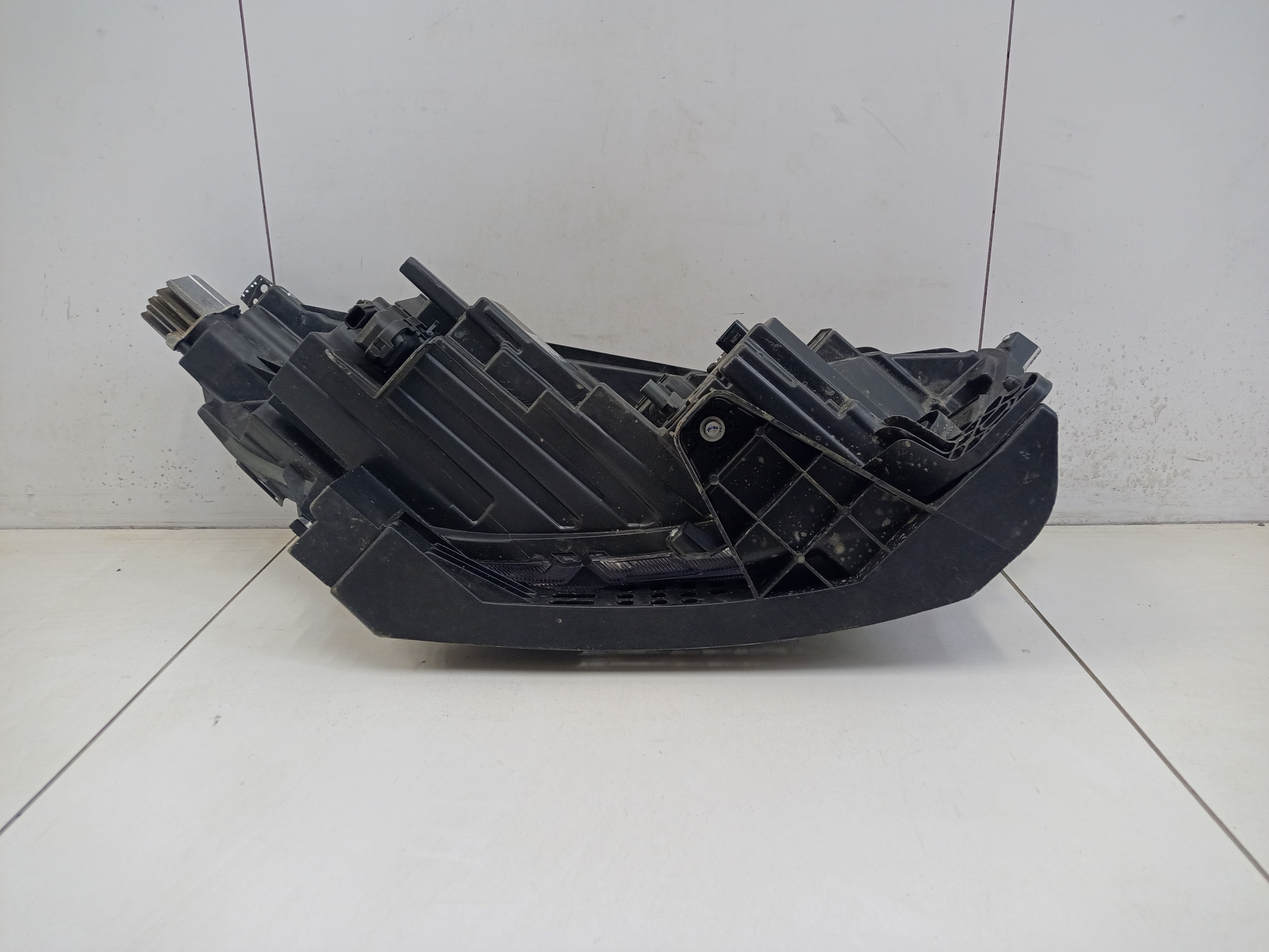 Фара передняя левая Haval M6 2 LED