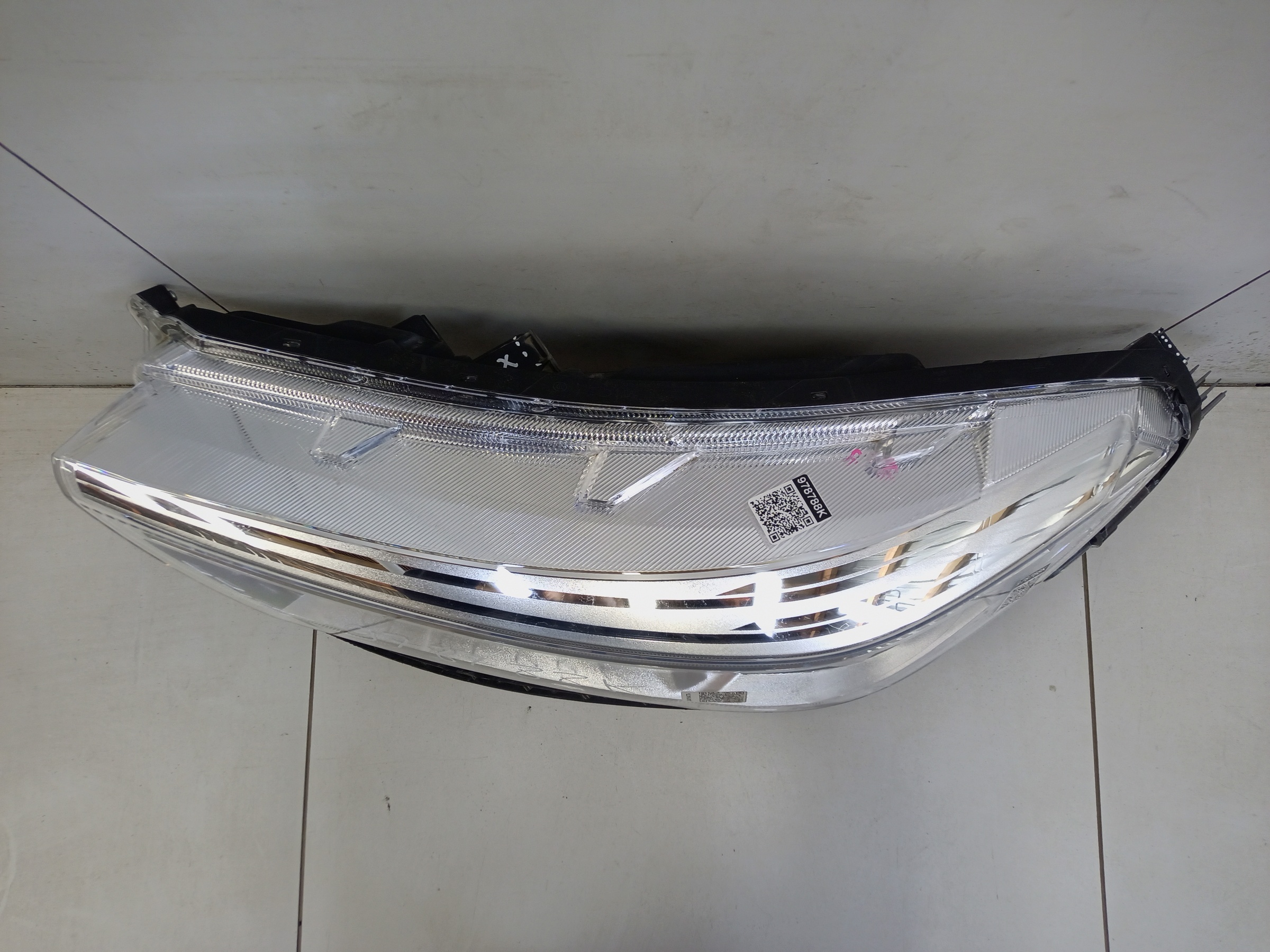 Фара передняя левая Haval M6 2 LED