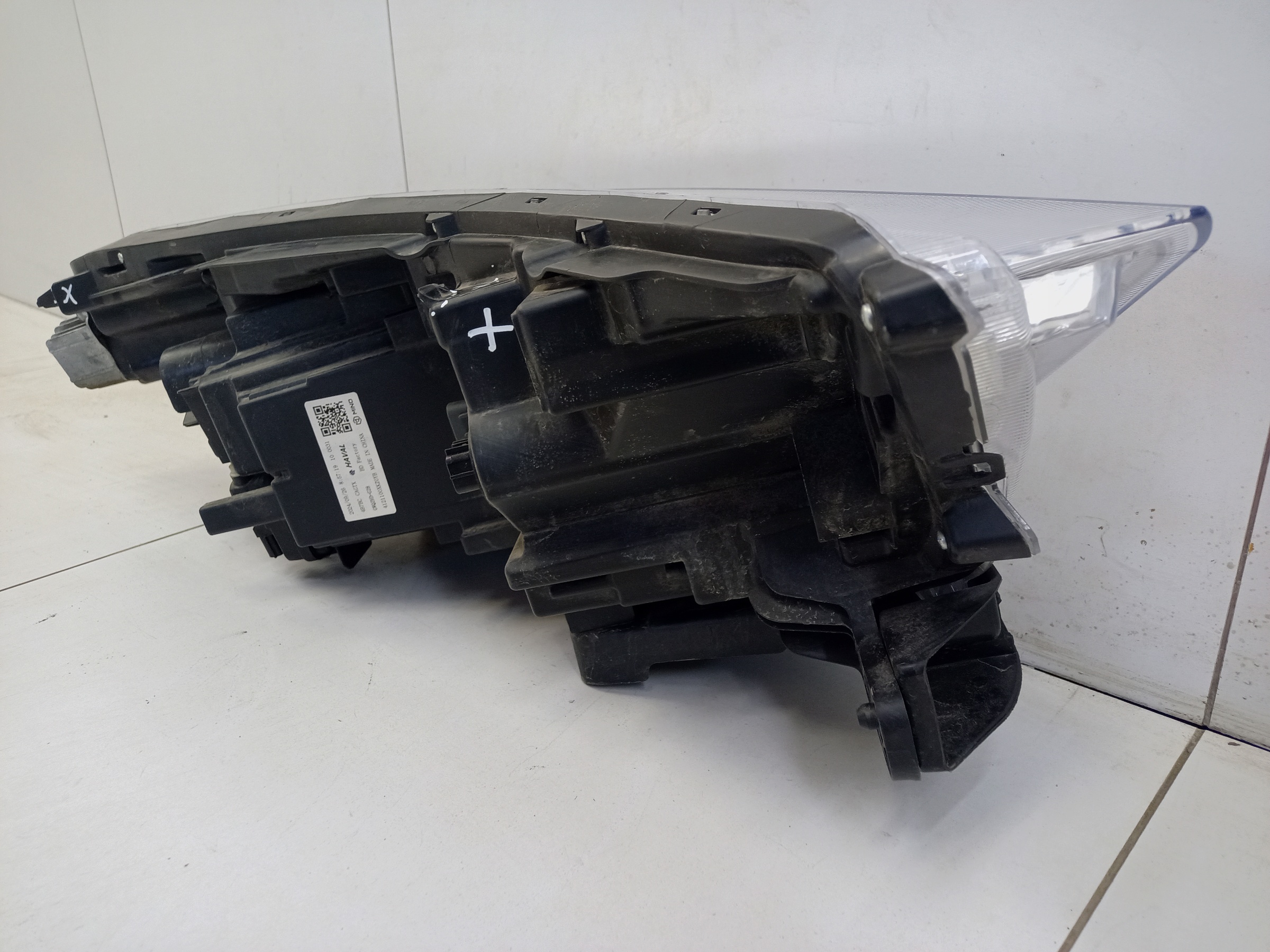 Фара передняя левая Haval M6 2 LED