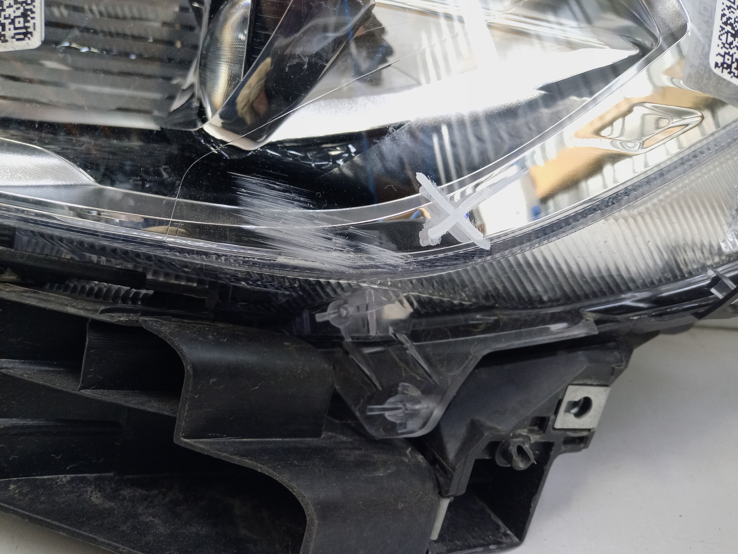 Фара передняя левая Haval M6 2 LED