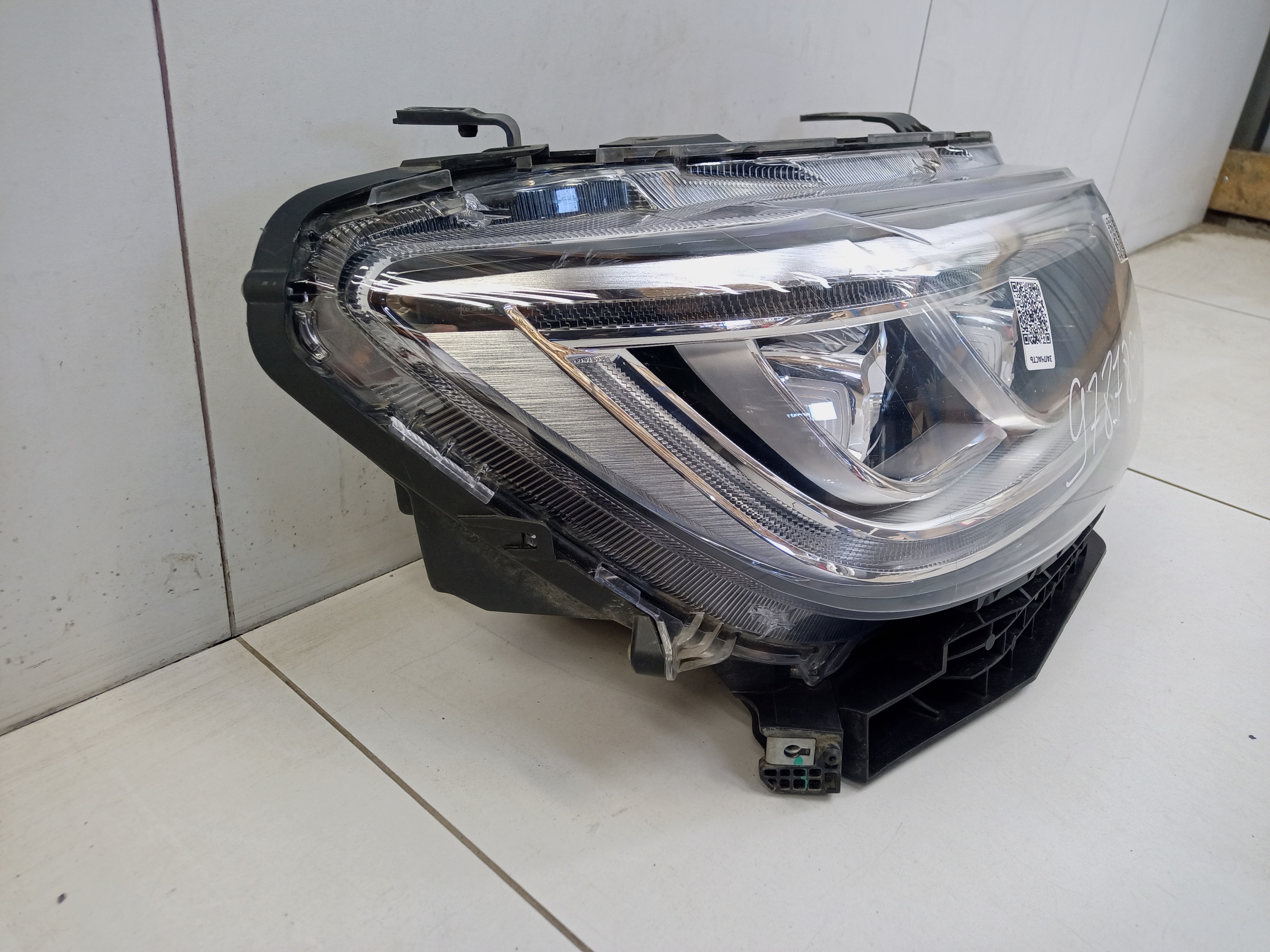 Фара передняя правая Great Wall Poer LED