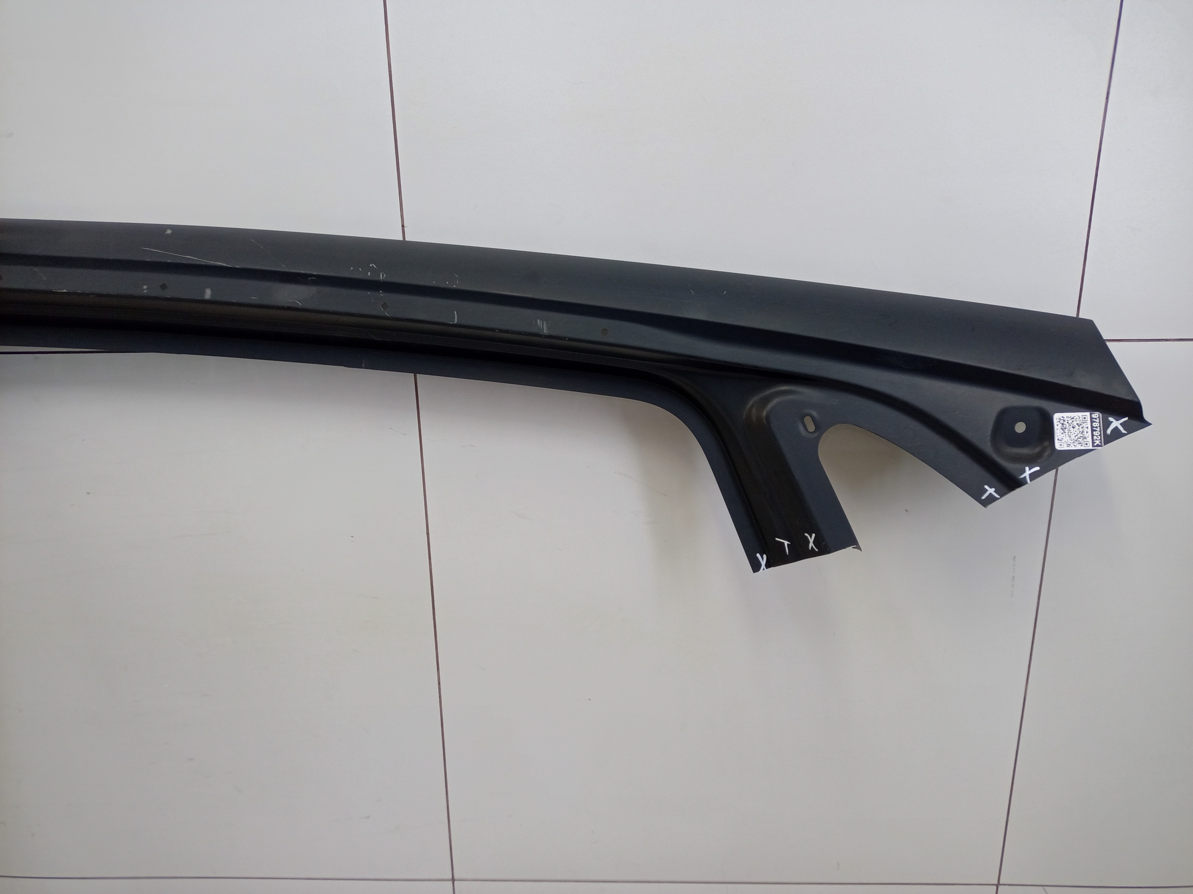 Панель кузова боковая левая Volkswagen iD4