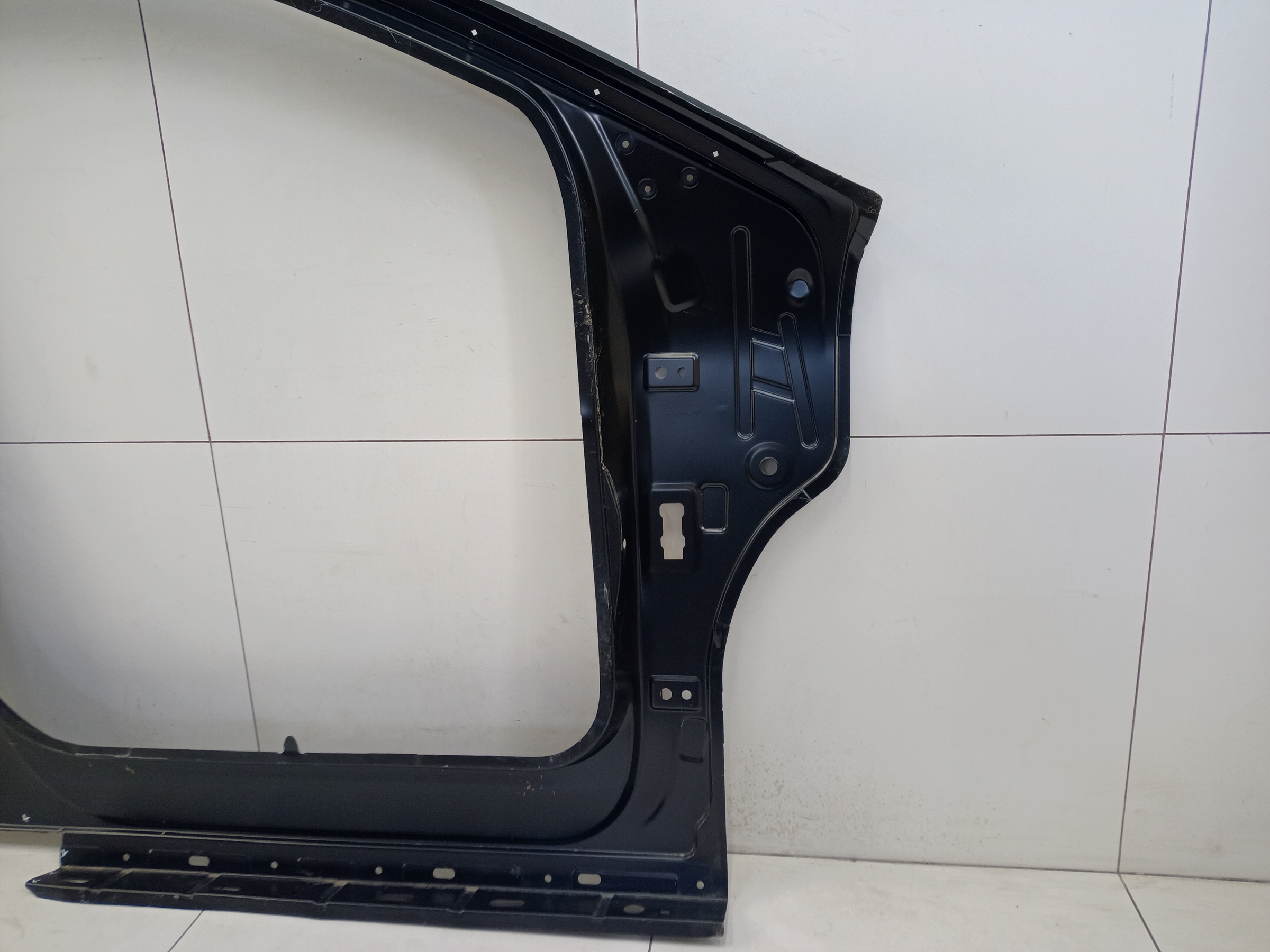 Панель кузова боковая левая Volkswagen iD4