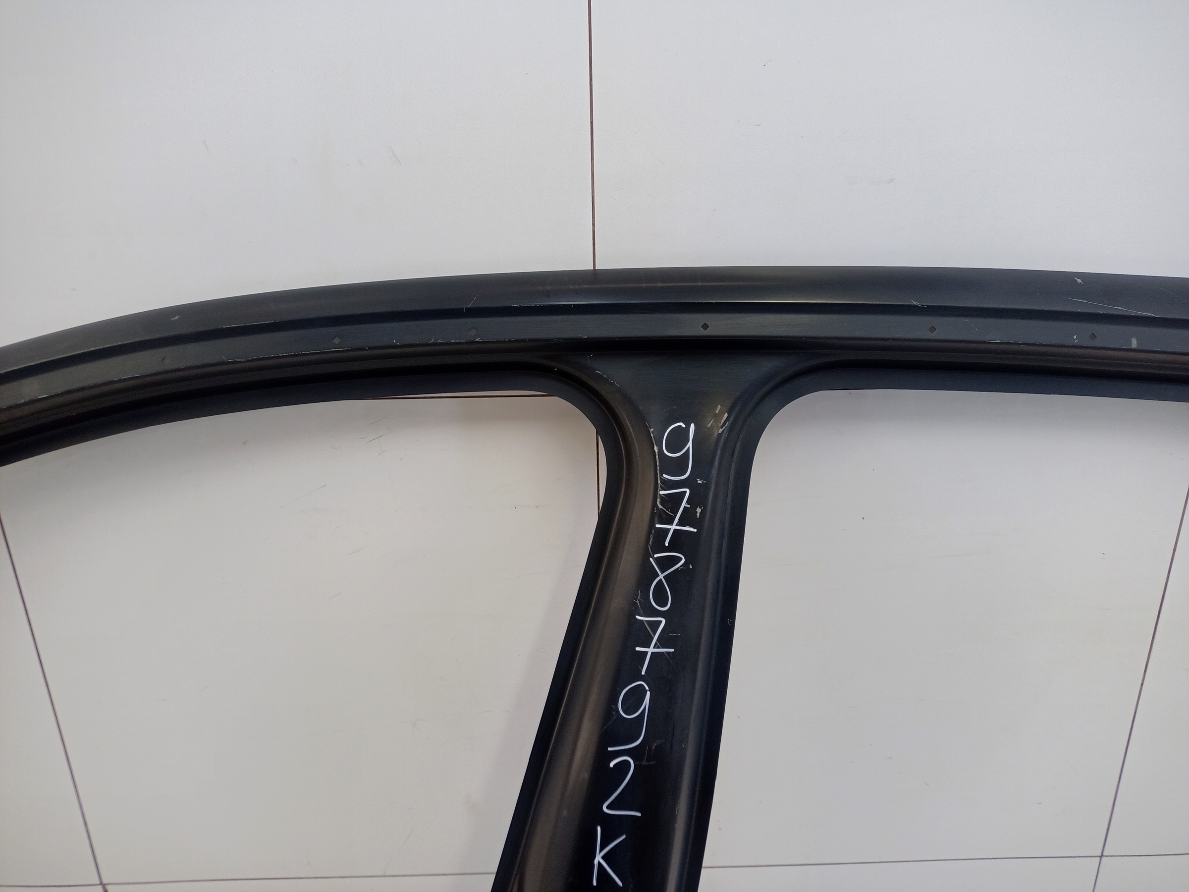 Панель кузова боковая левая Volkswagen iD4