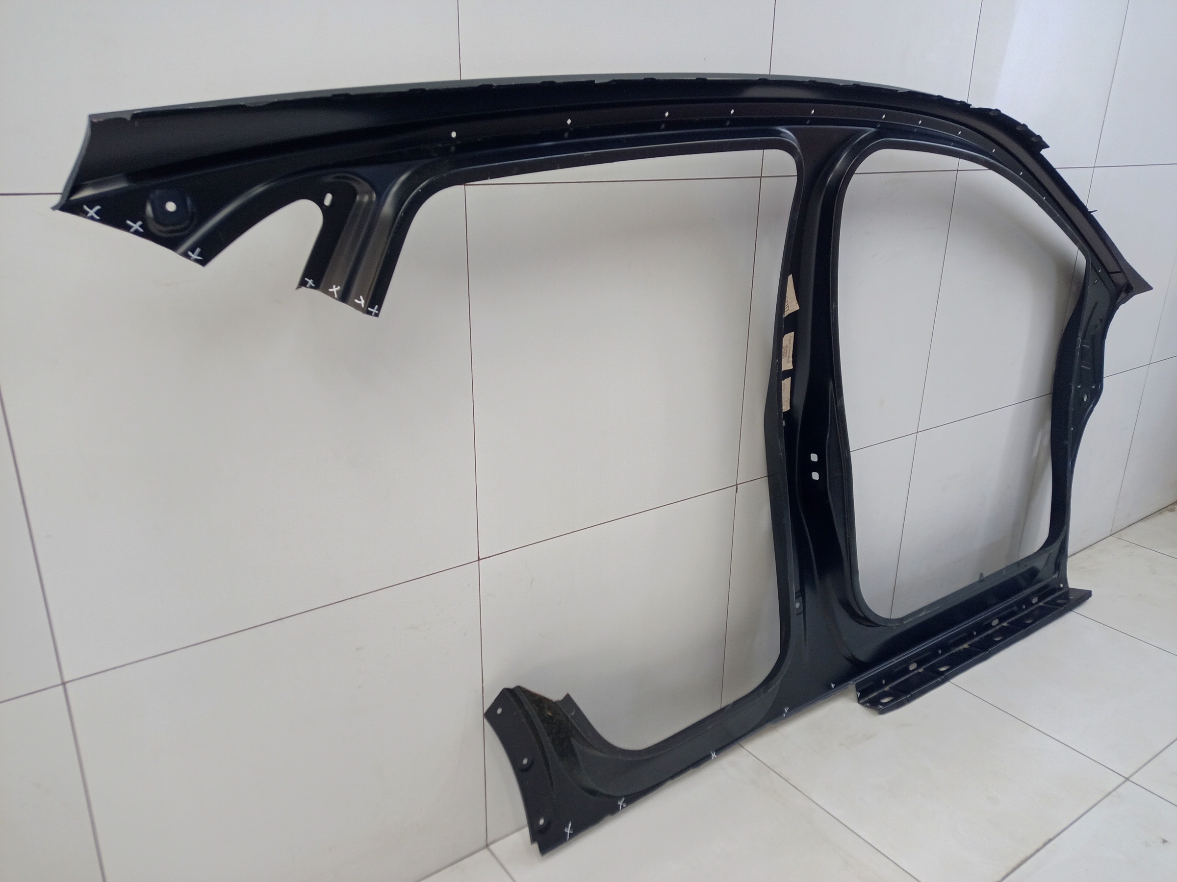 Панель кузова боковая левая Volkswagen iD4