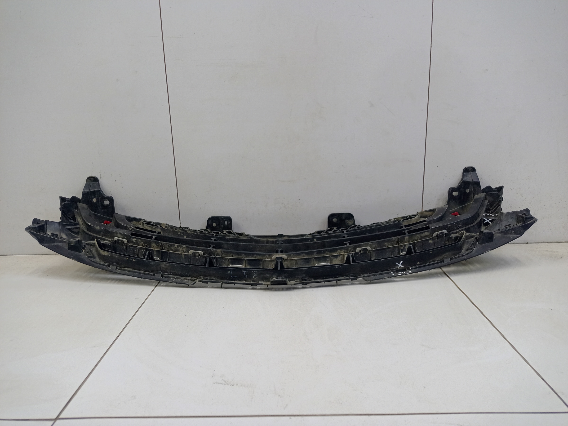 Решетка радиатора Geely Coolray без камеры