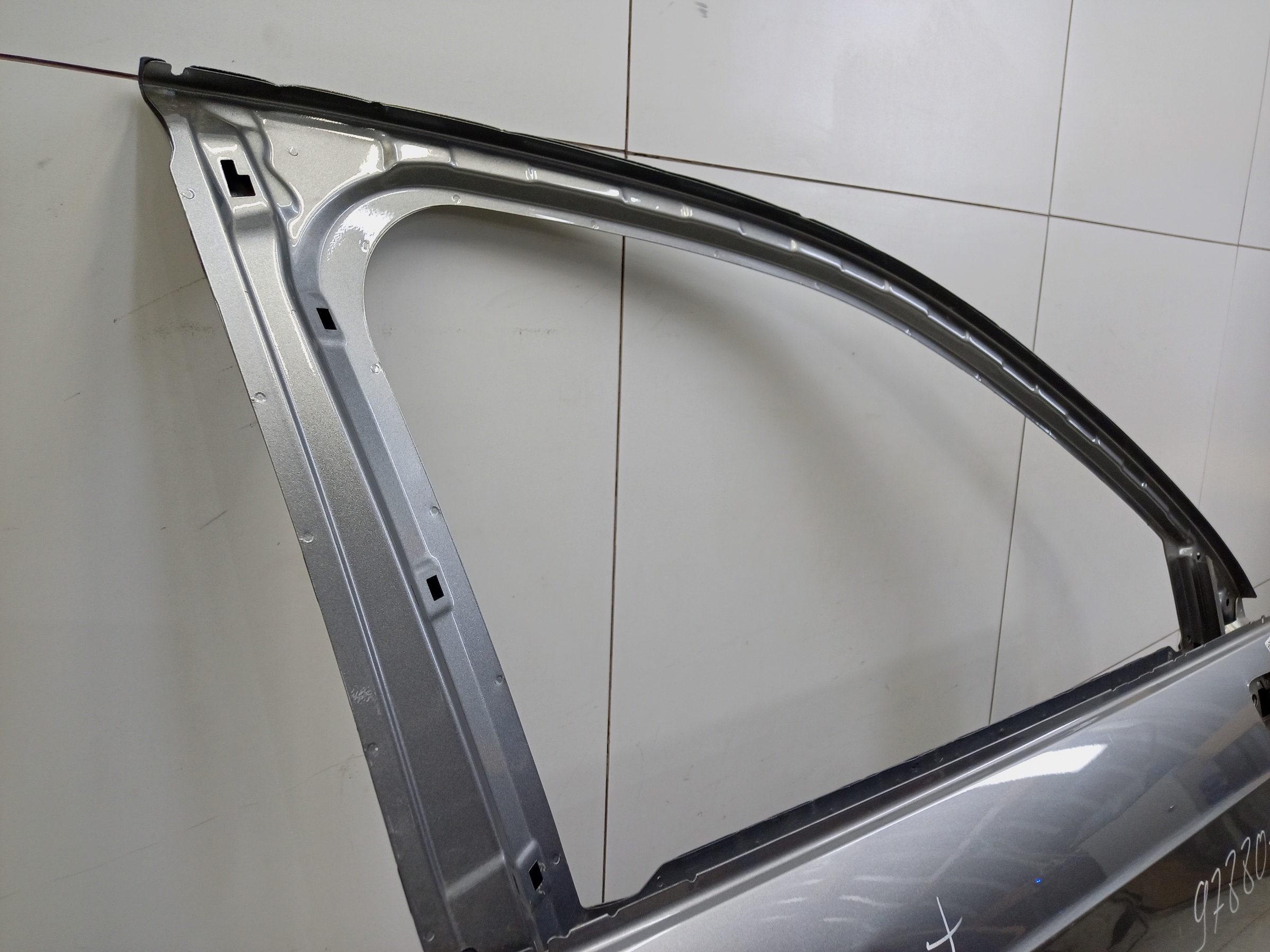 Дверь передняя правая Haval Jolion Restail