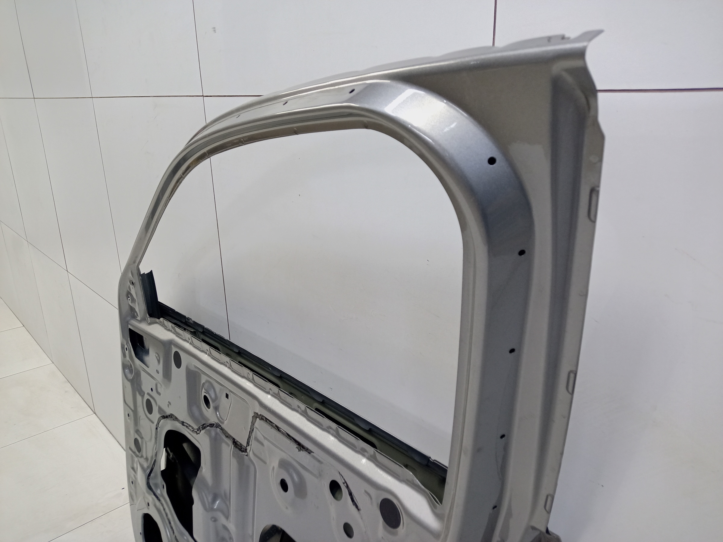 Дверь передняя правая Haval Jolion Restail