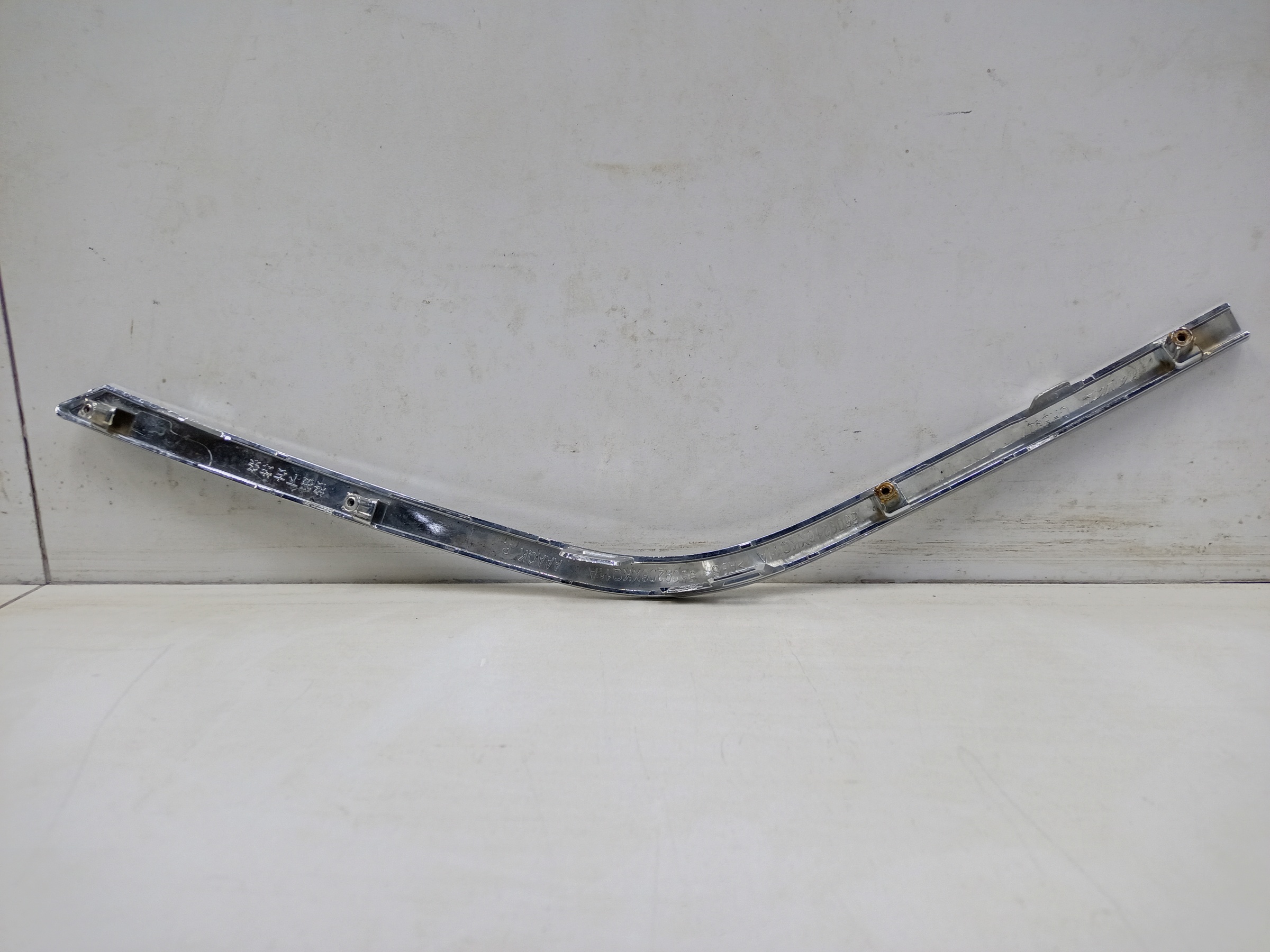 Накладка решетки радиатора правая Haval F7x Restail