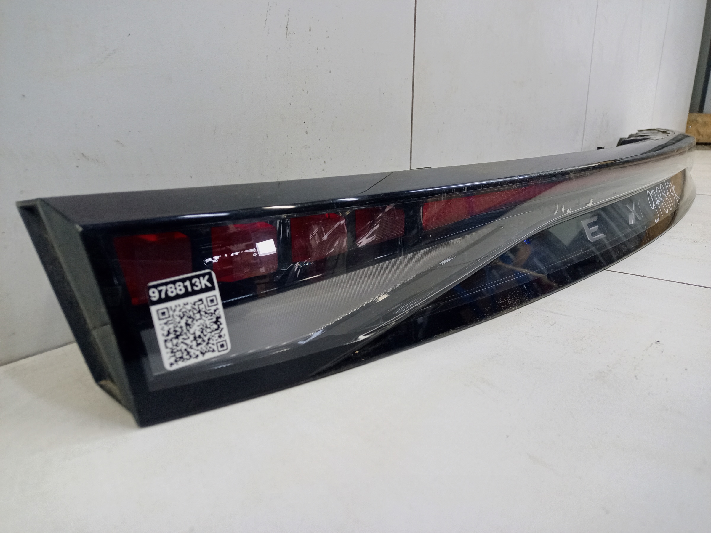 Фонарь крышки багажника центральный Exeed RX