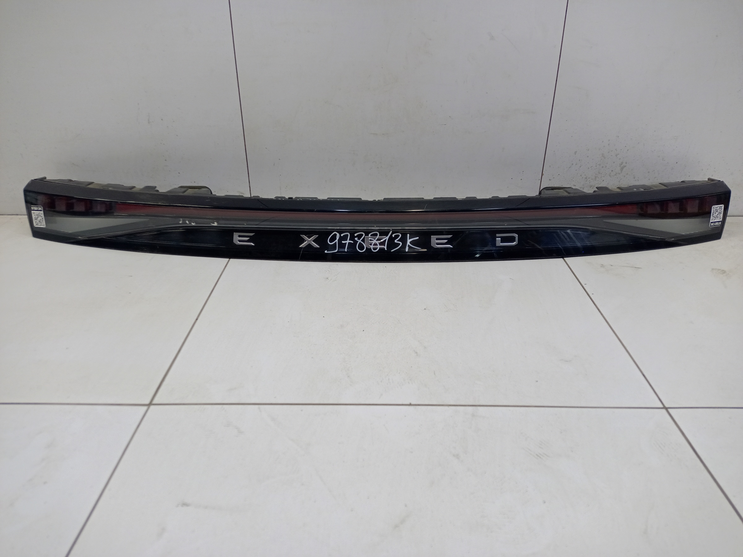 Фонарь крышки багажника центральный Exeed RX