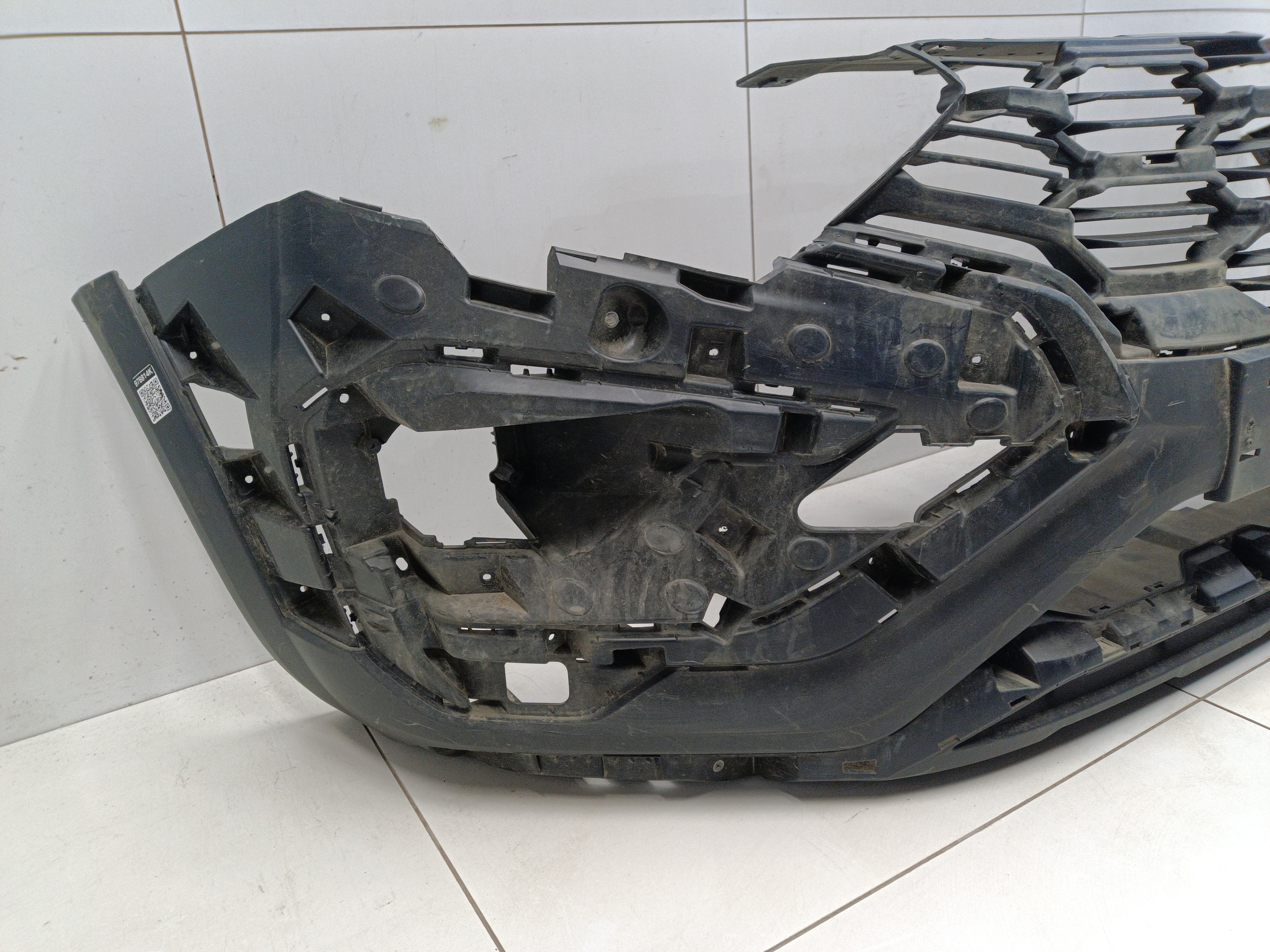 Бампер передний Lada Vesta 1 Cross Restail