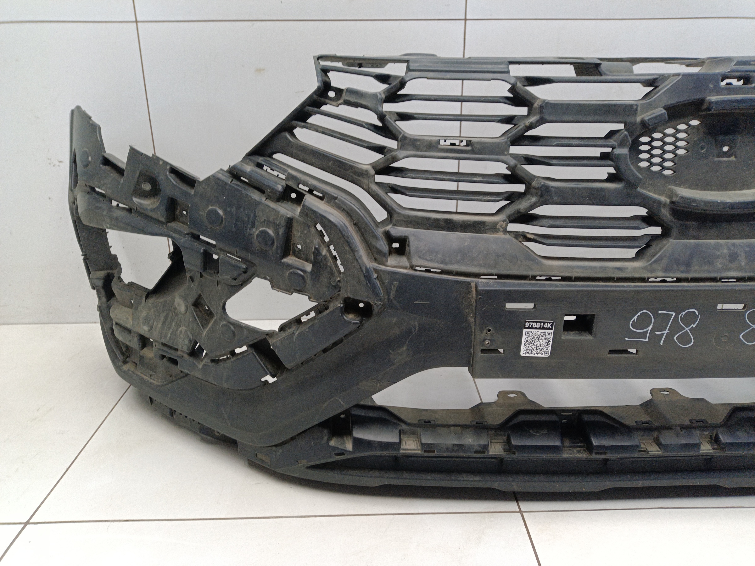 Бампер передний Lada Vesta 1 Cross Restail