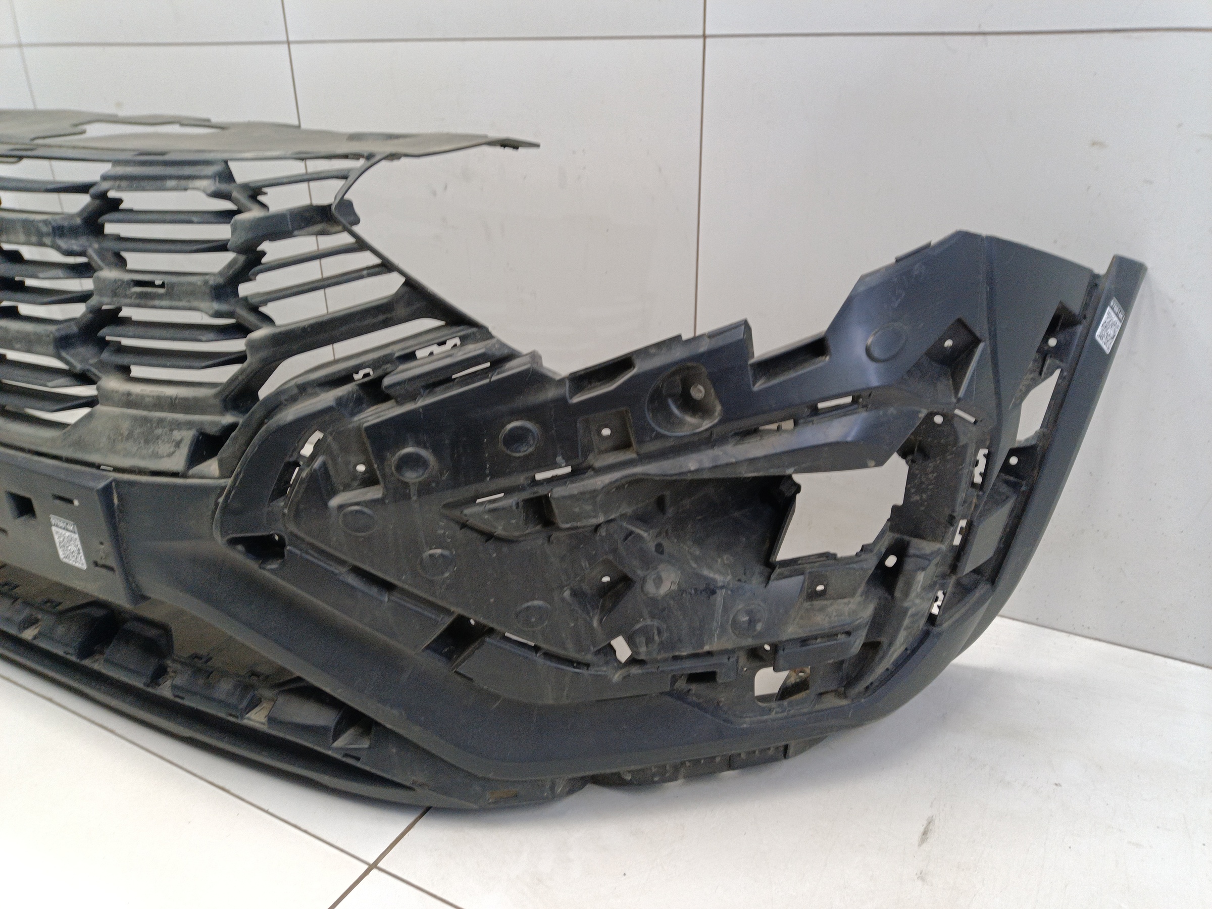 Бампер передний Lada Vesta 1 Cross Restail