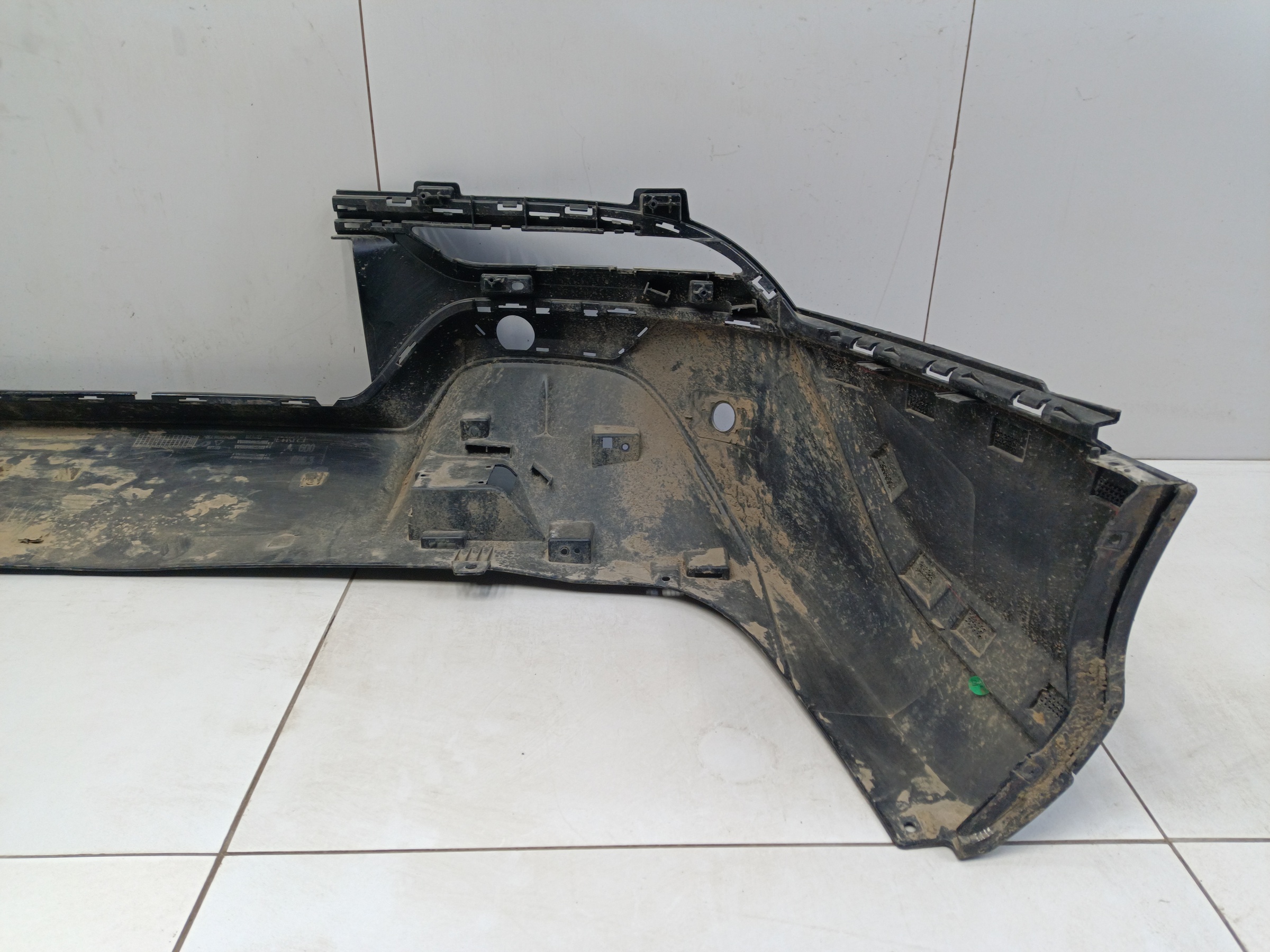 Задний бампер нижняя часть Voyah Free Restail