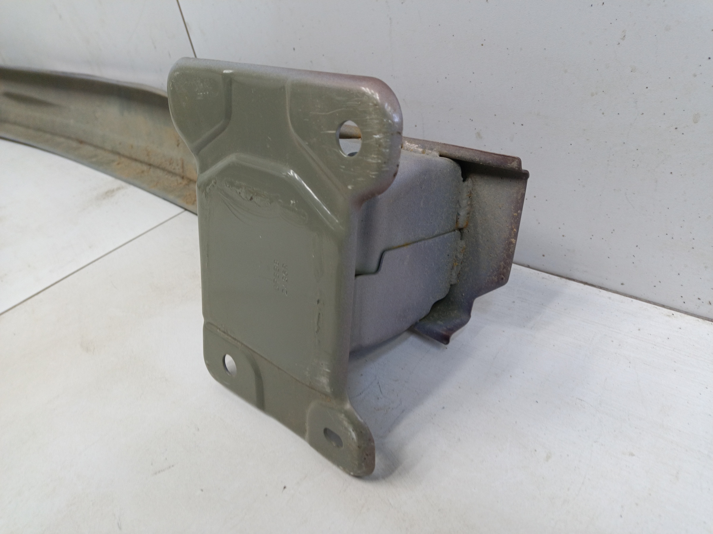 Усилитель заднего бампера Voyаh Freе Restail