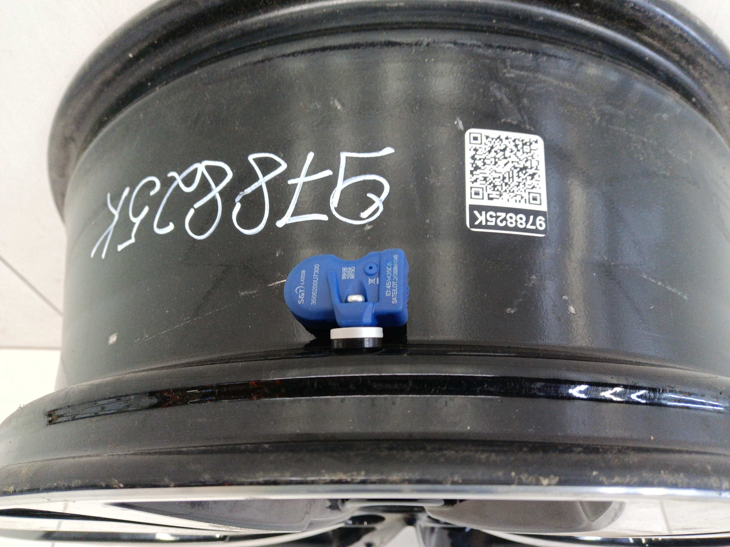 Диск колеса литой Москвич 3 R17