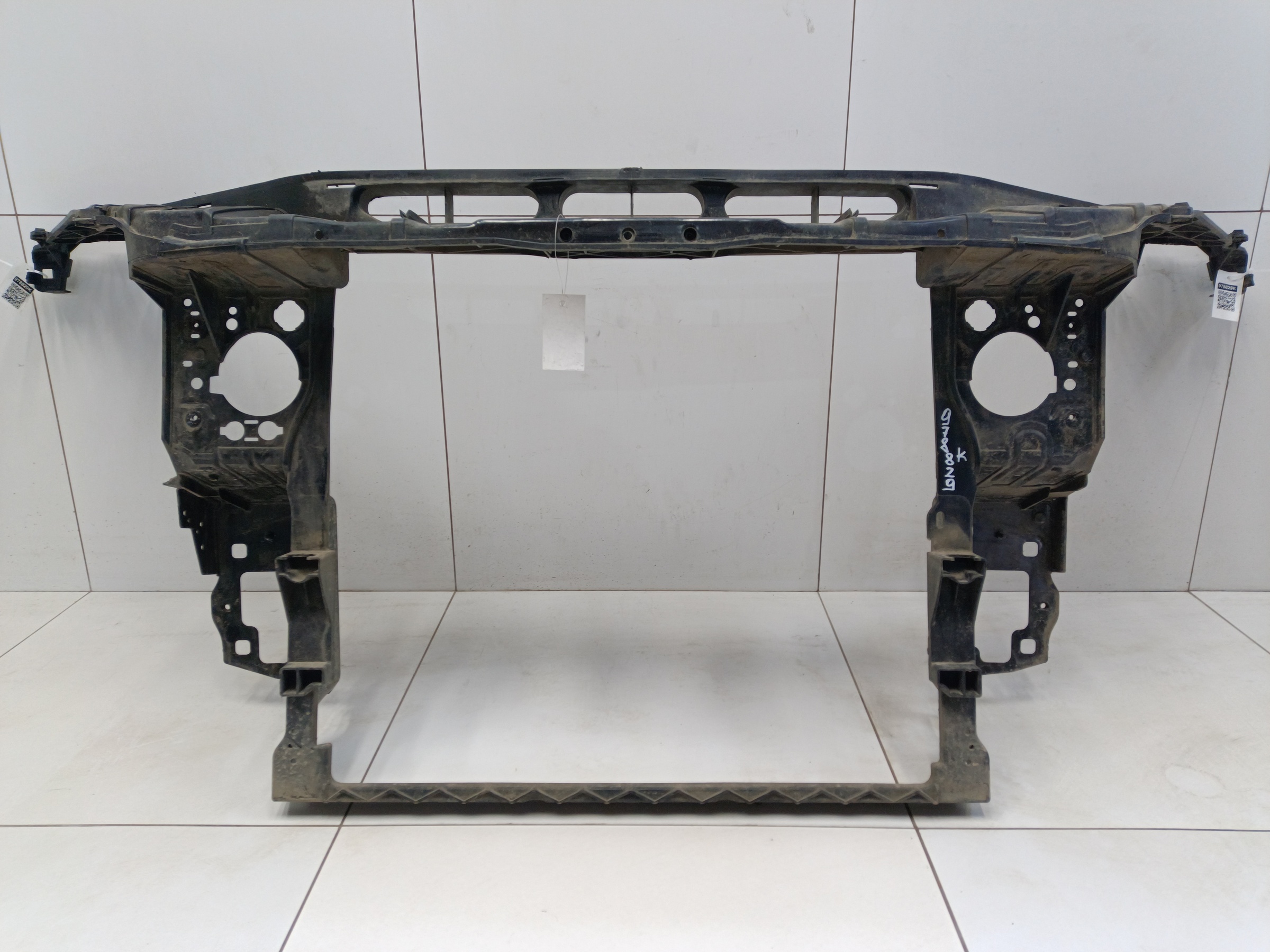 Панель передняя Mercedes Benz GL-klasse X166