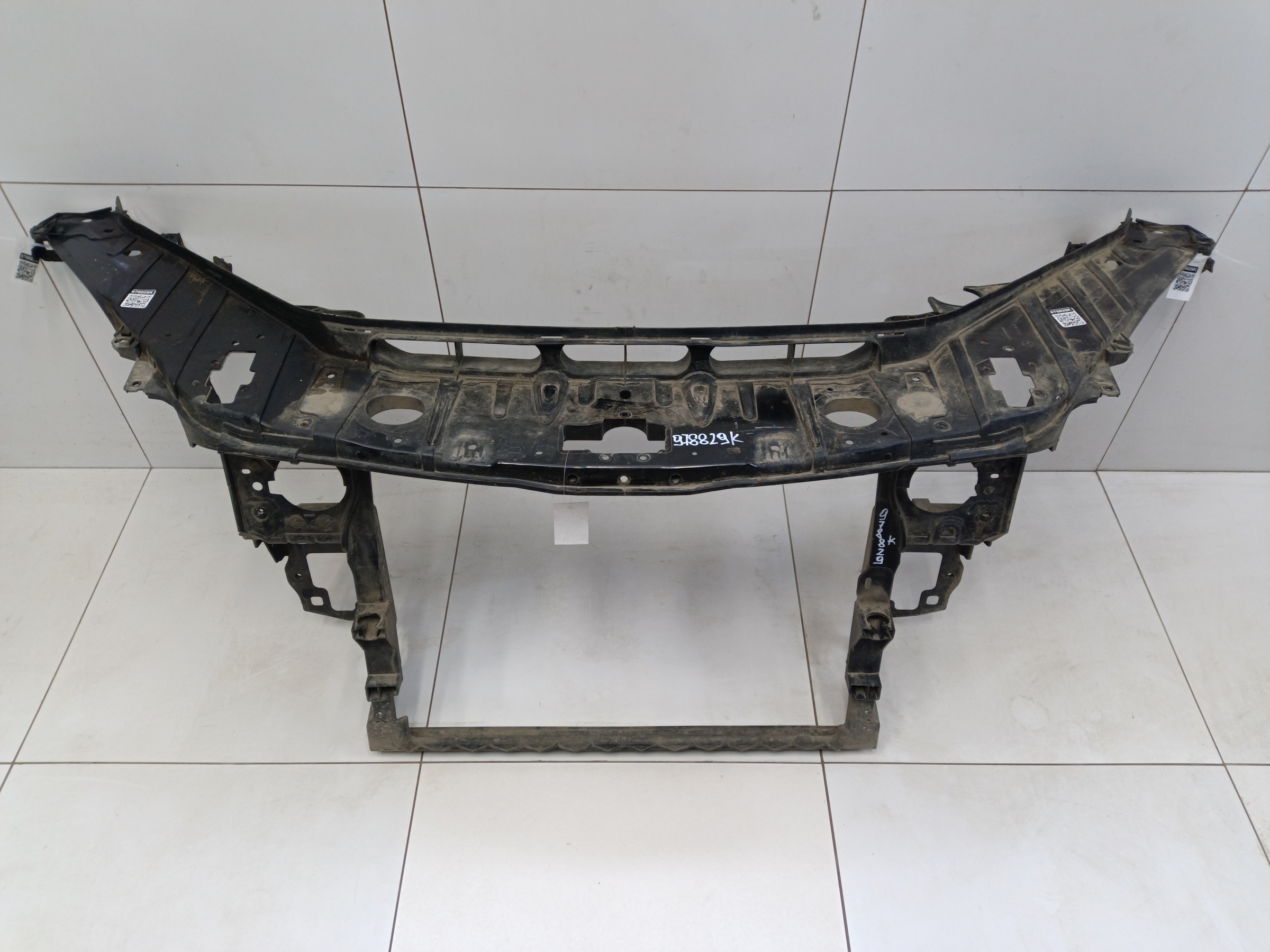 Панель передняя Mercedes Benz GL-klasse X166