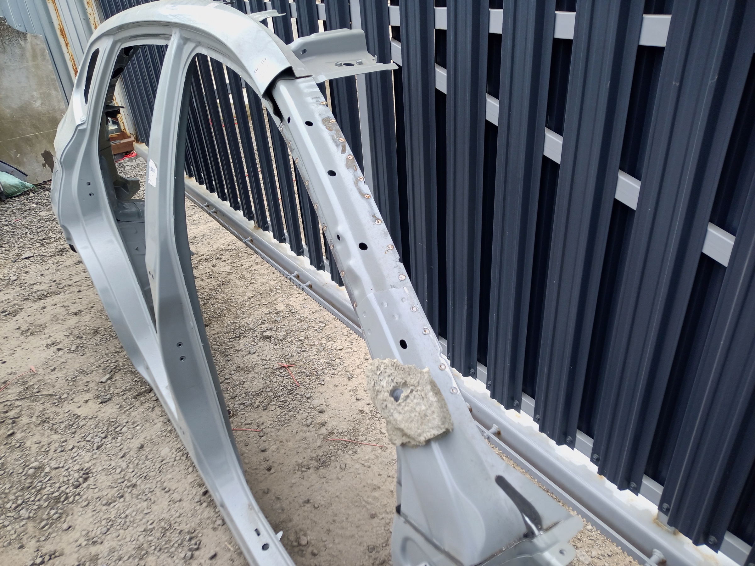 Панель кузова боковая правая Exeed LX Restail