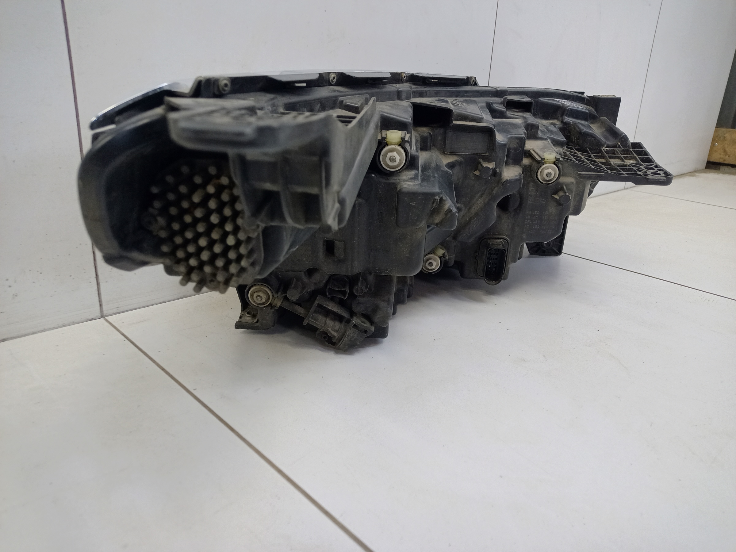 Фара передняя левая Exeed VX LED