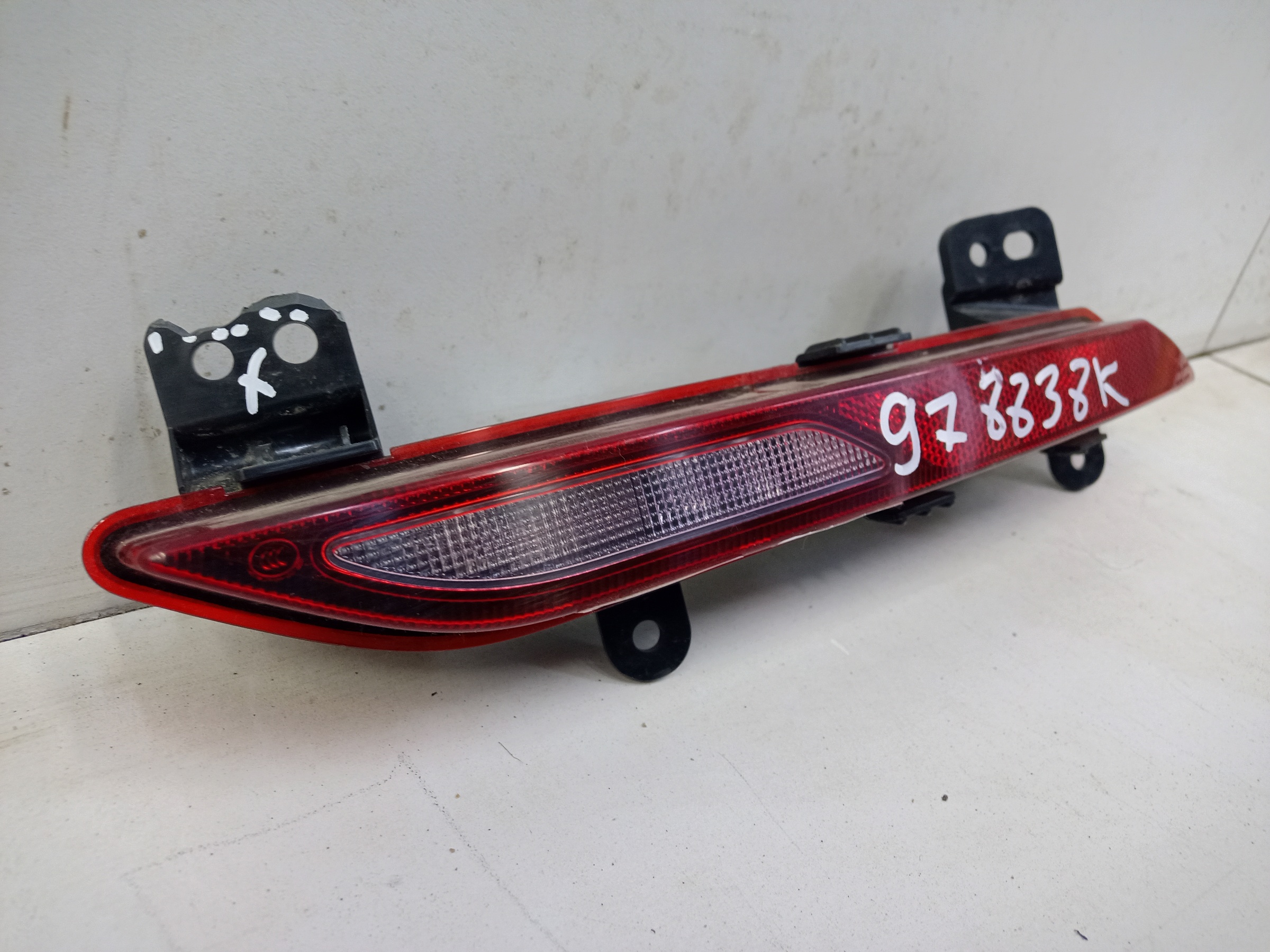 Фара ПТФ задняя правая Voyah Free Restail