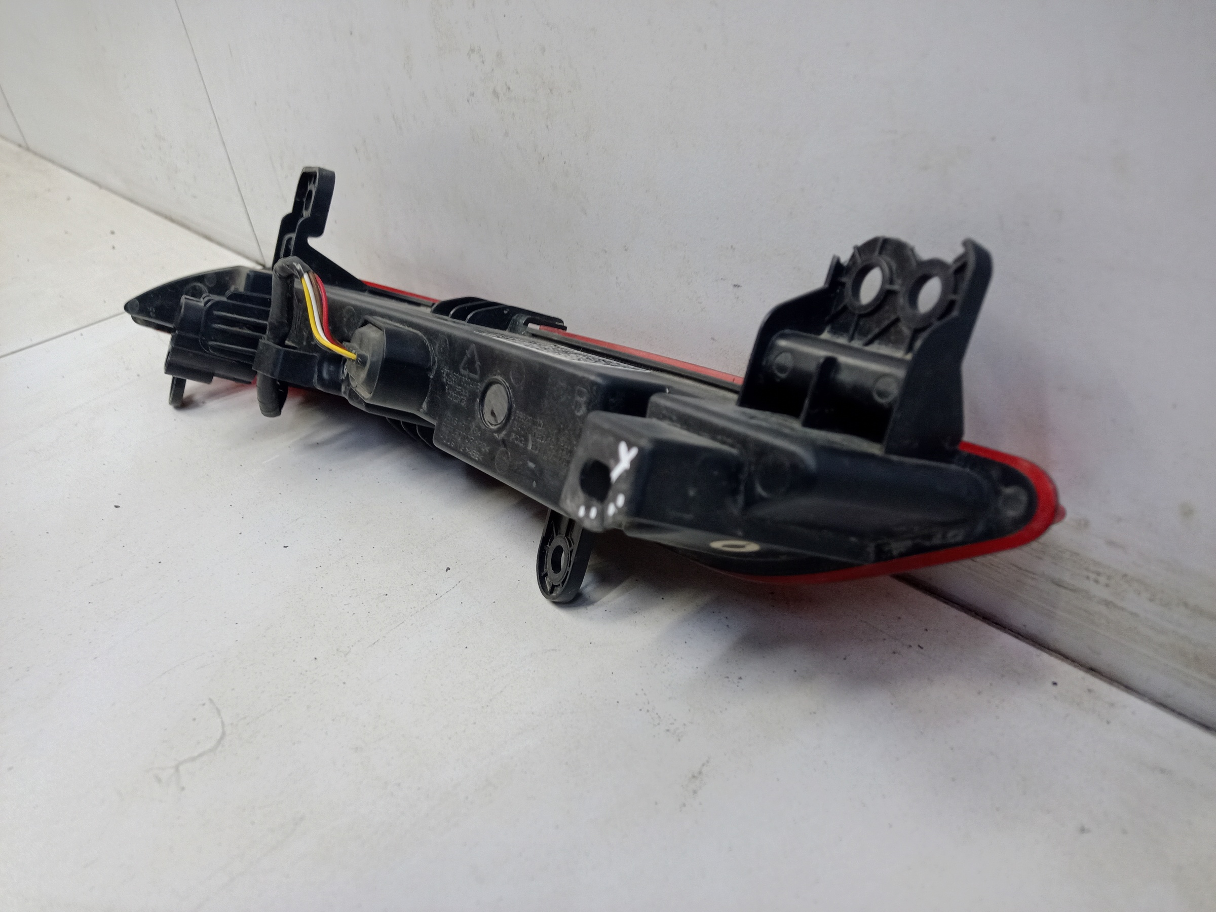 Фара ПТФ задняя правая Voyah Free Restail