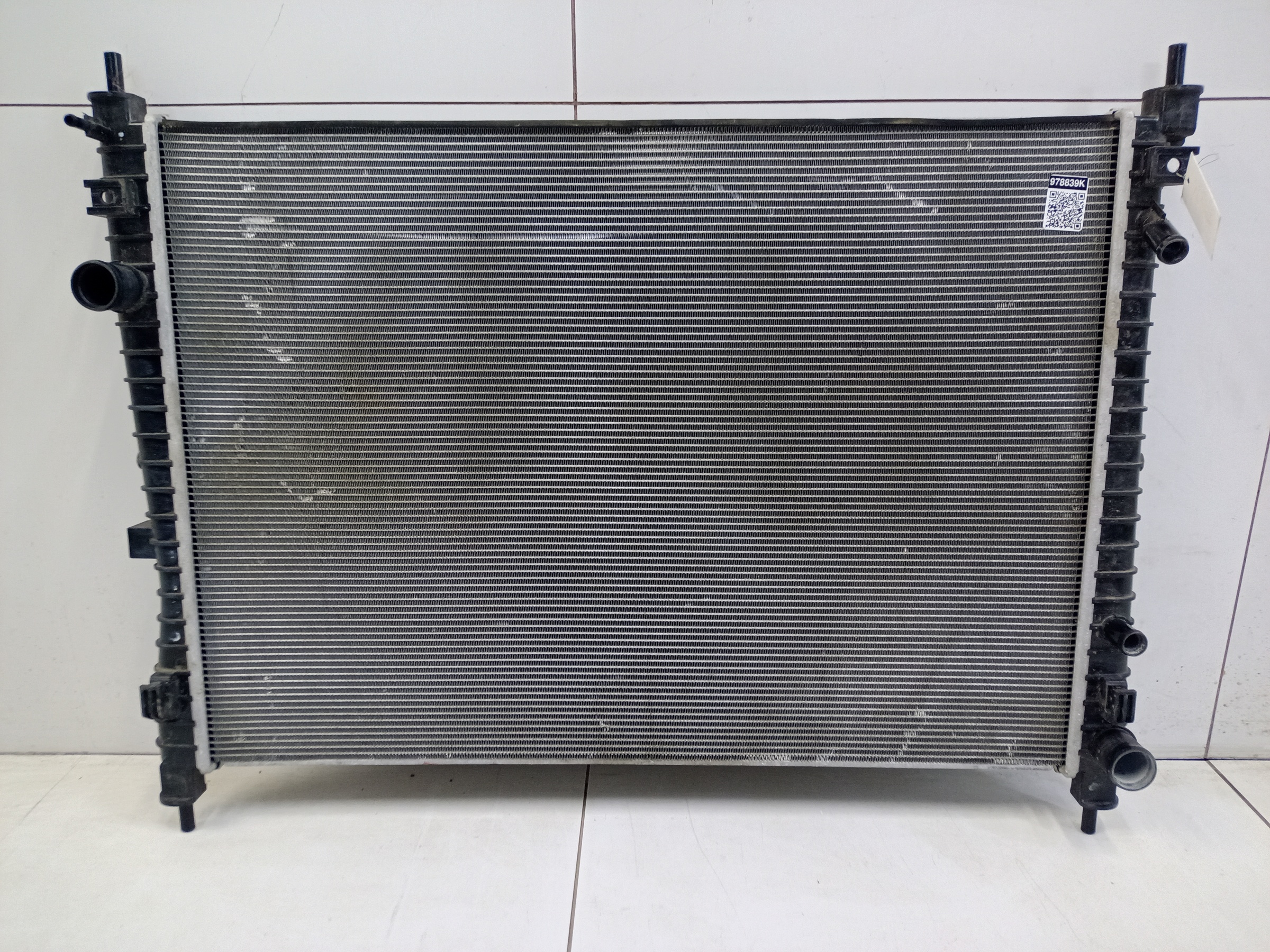 Радиатор охлаждения двигателя GAC GS8 2