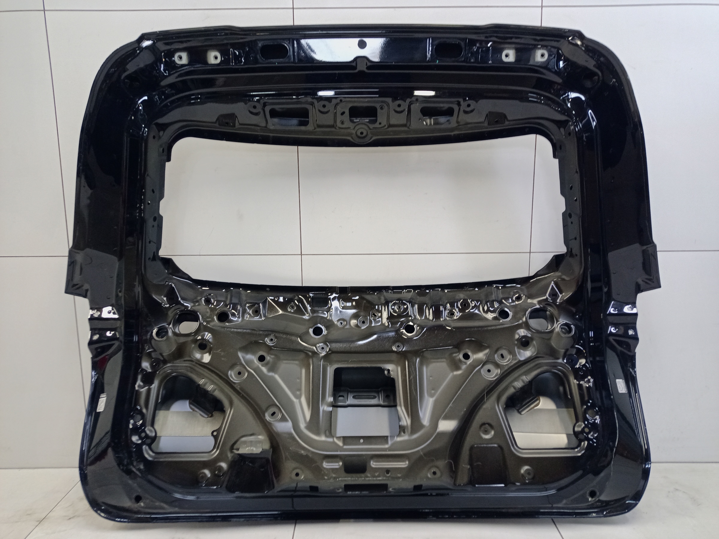 Крышка багажника Tenet T8