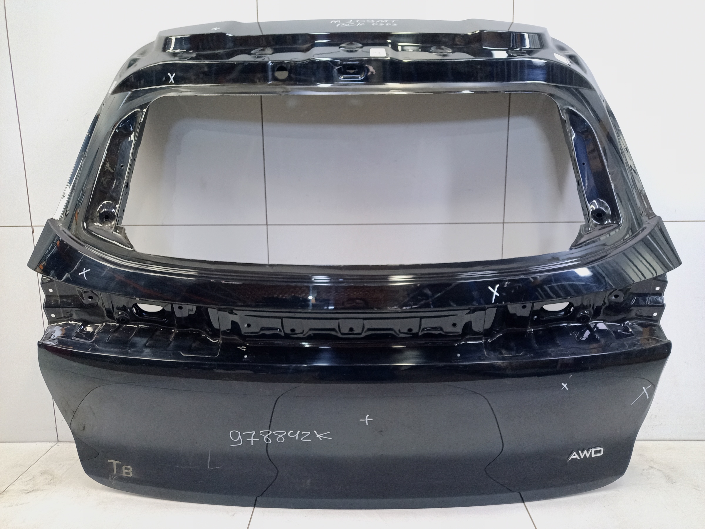 Крышка багажника Tenet T8