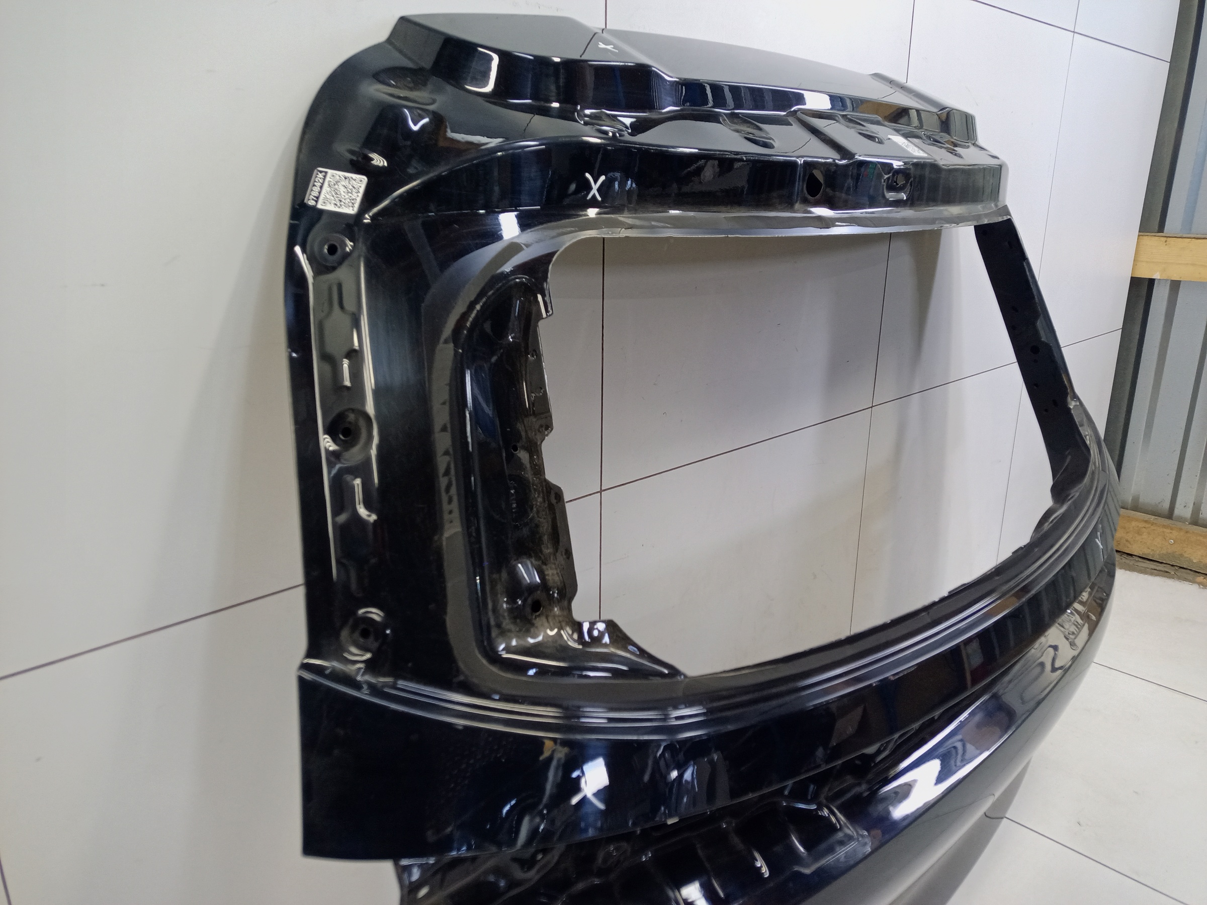 Крышка багажника Tenet T8