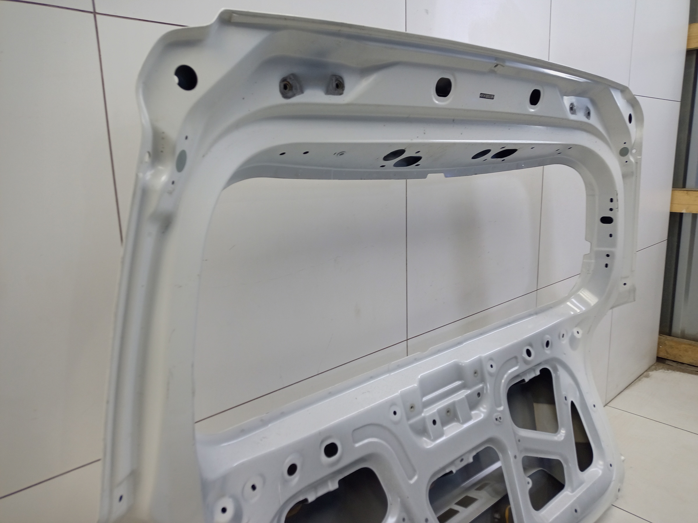 Крышка багажника GAC GS8 2