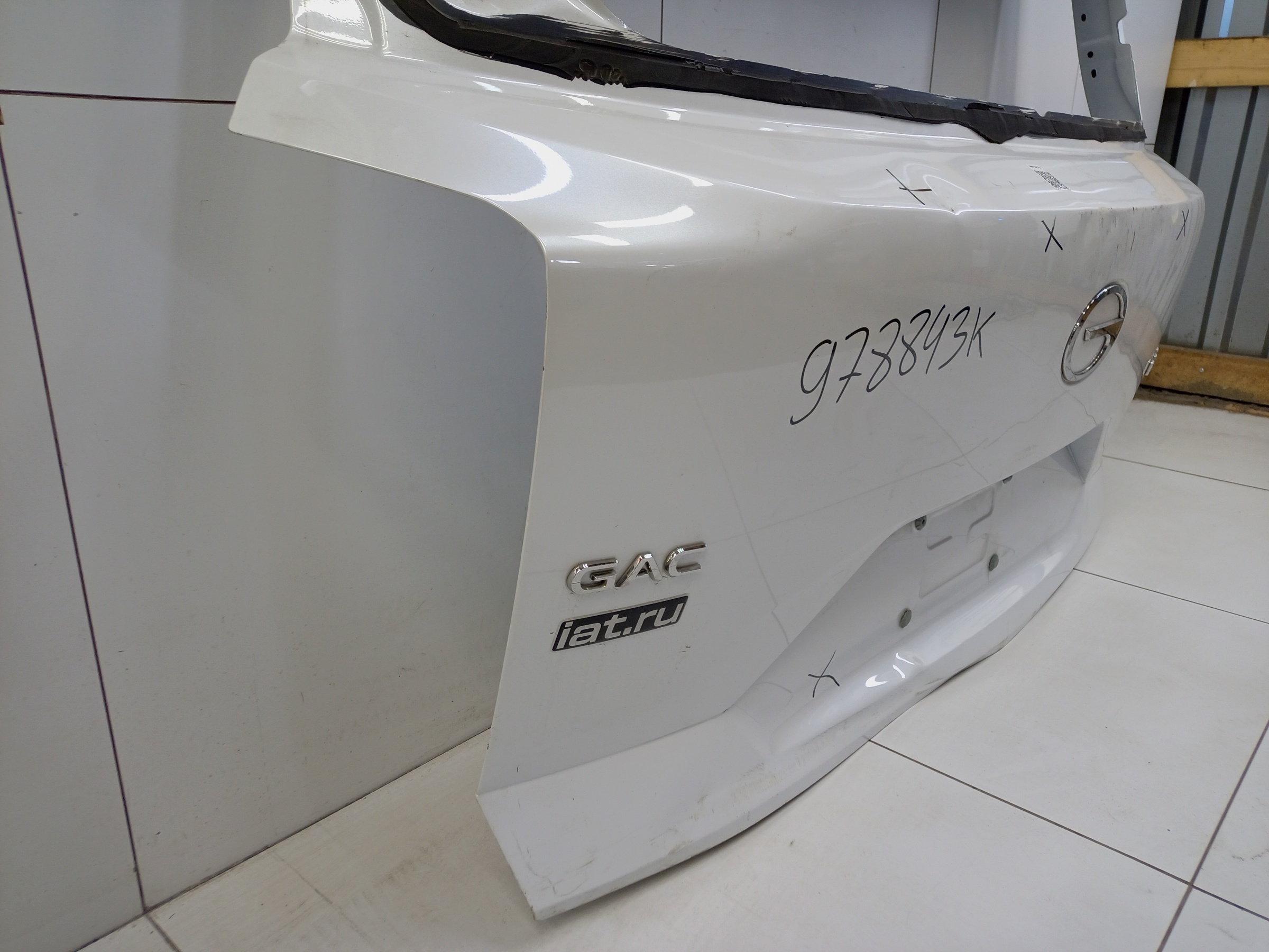 Крышка багажника GAC GS8 2