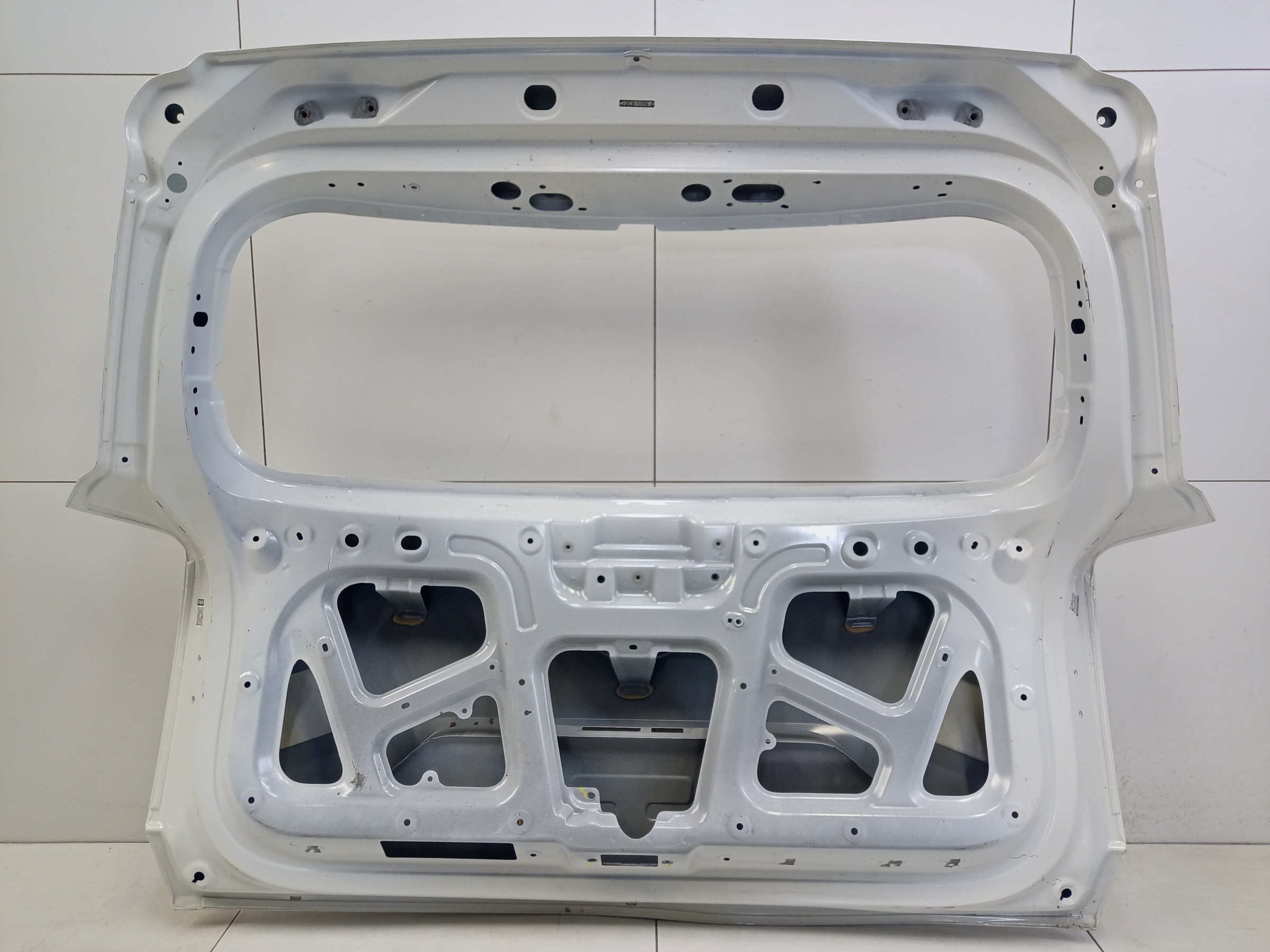 Крышка багажника GAC GS8 2