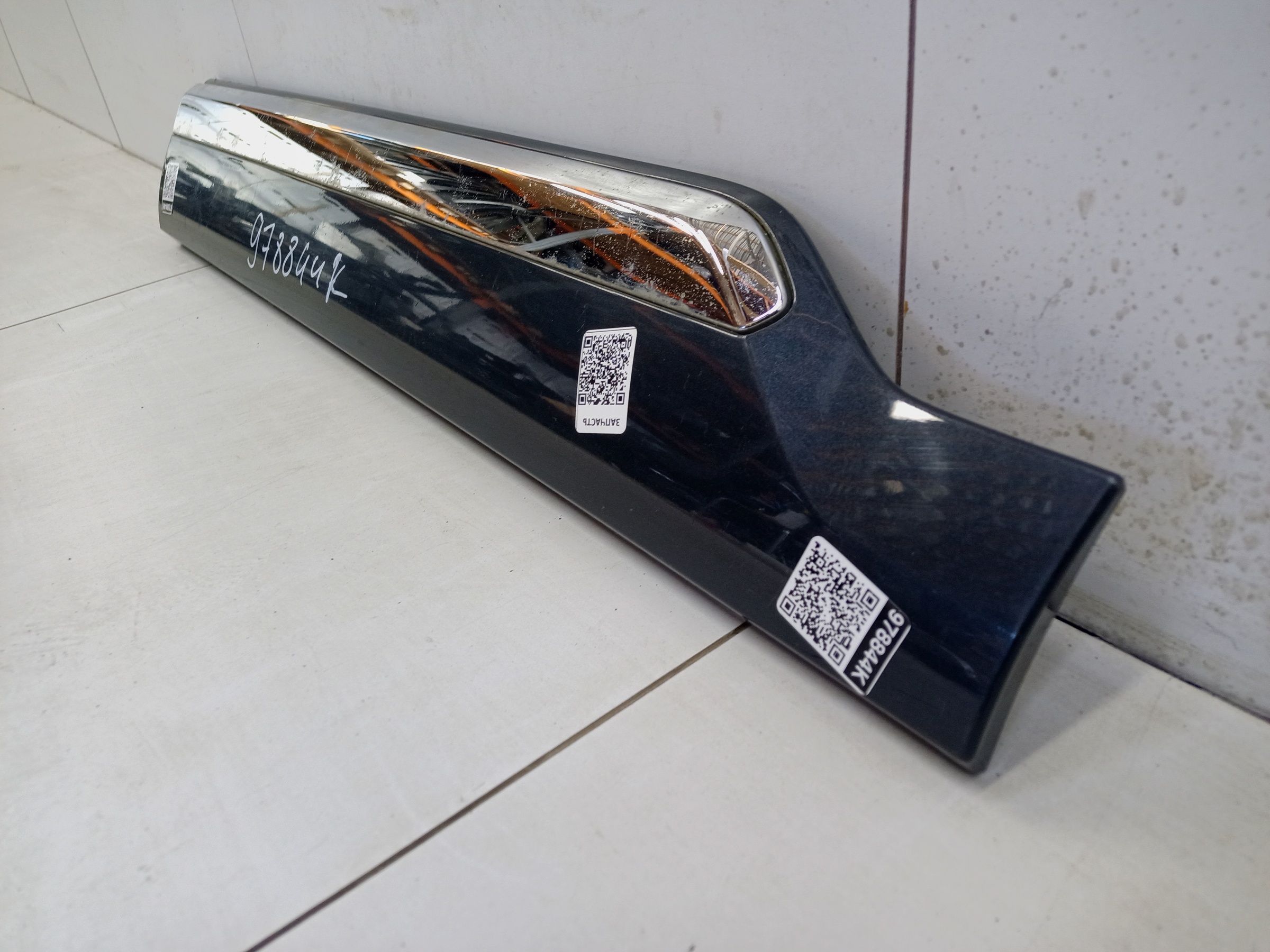 Накладка двери задней левой Volvo XC90 2