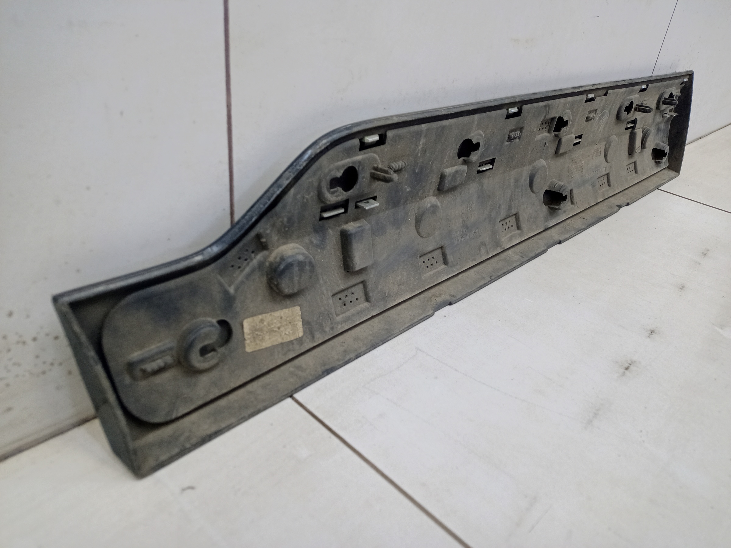 Накладка двери задней левой Volvo XC90 2