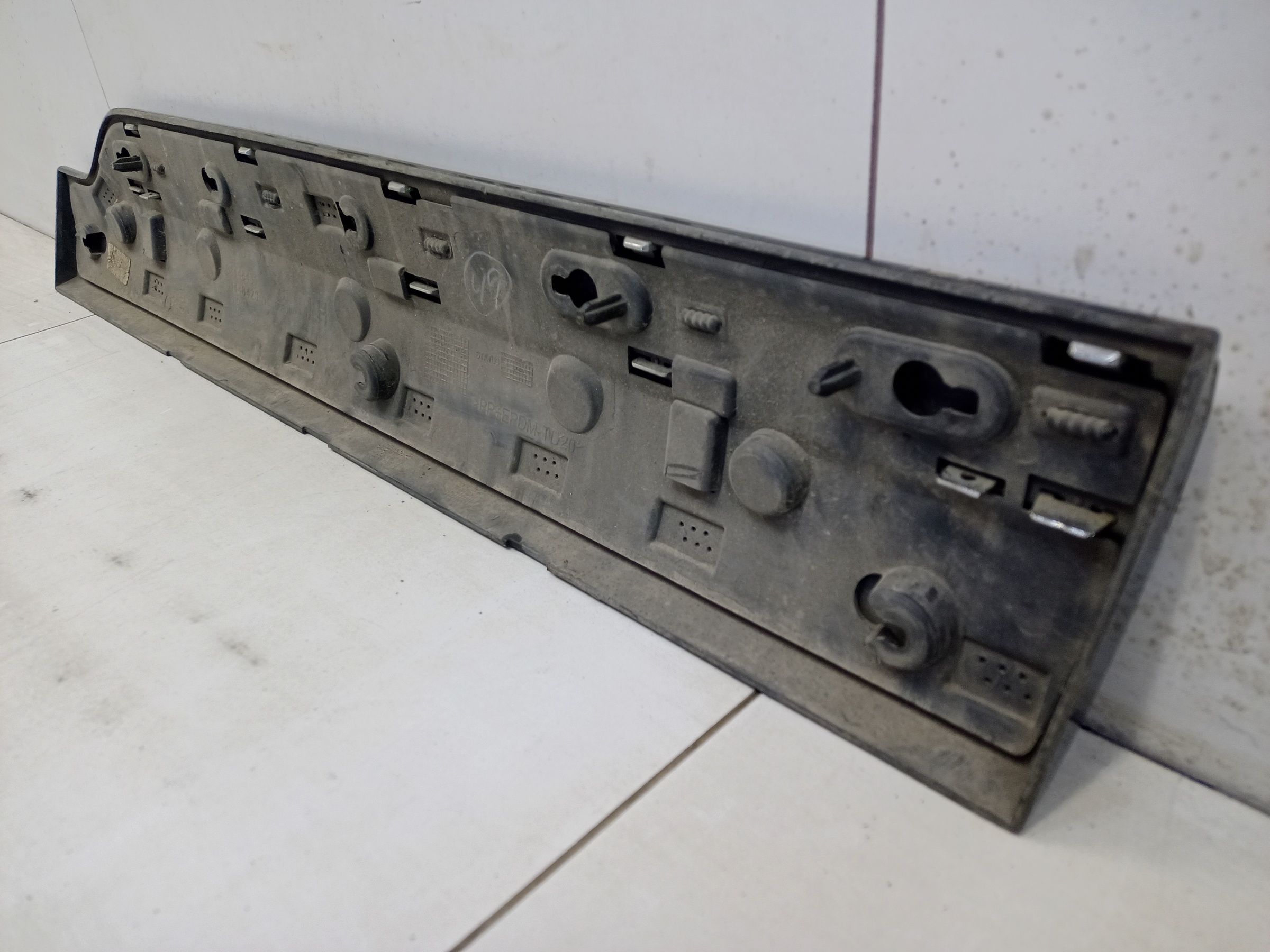 Накладка двери задней левой Volvo XC90 2