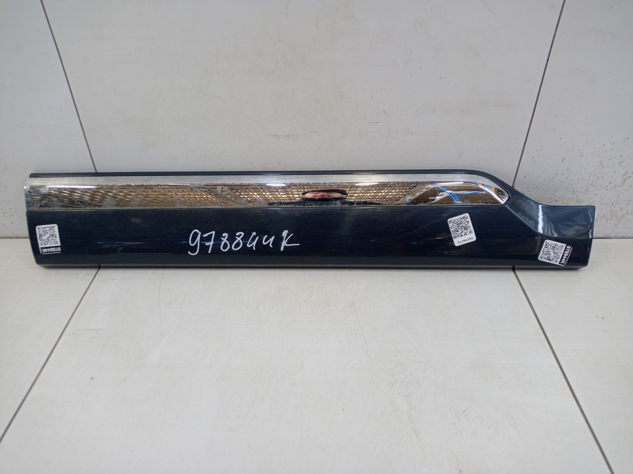 Накладка двери задней левой Volvo XC90 2