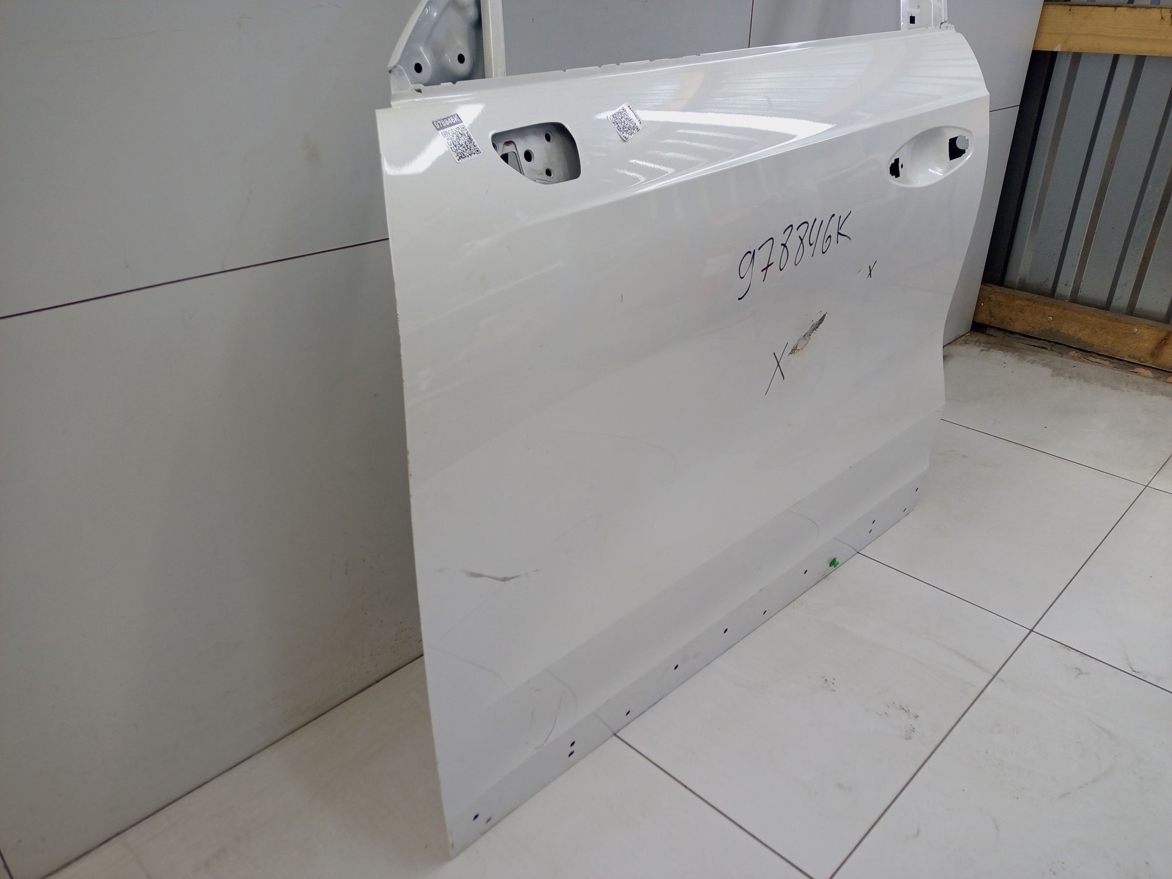 Дверь передняя левая Haval Jolion Restail