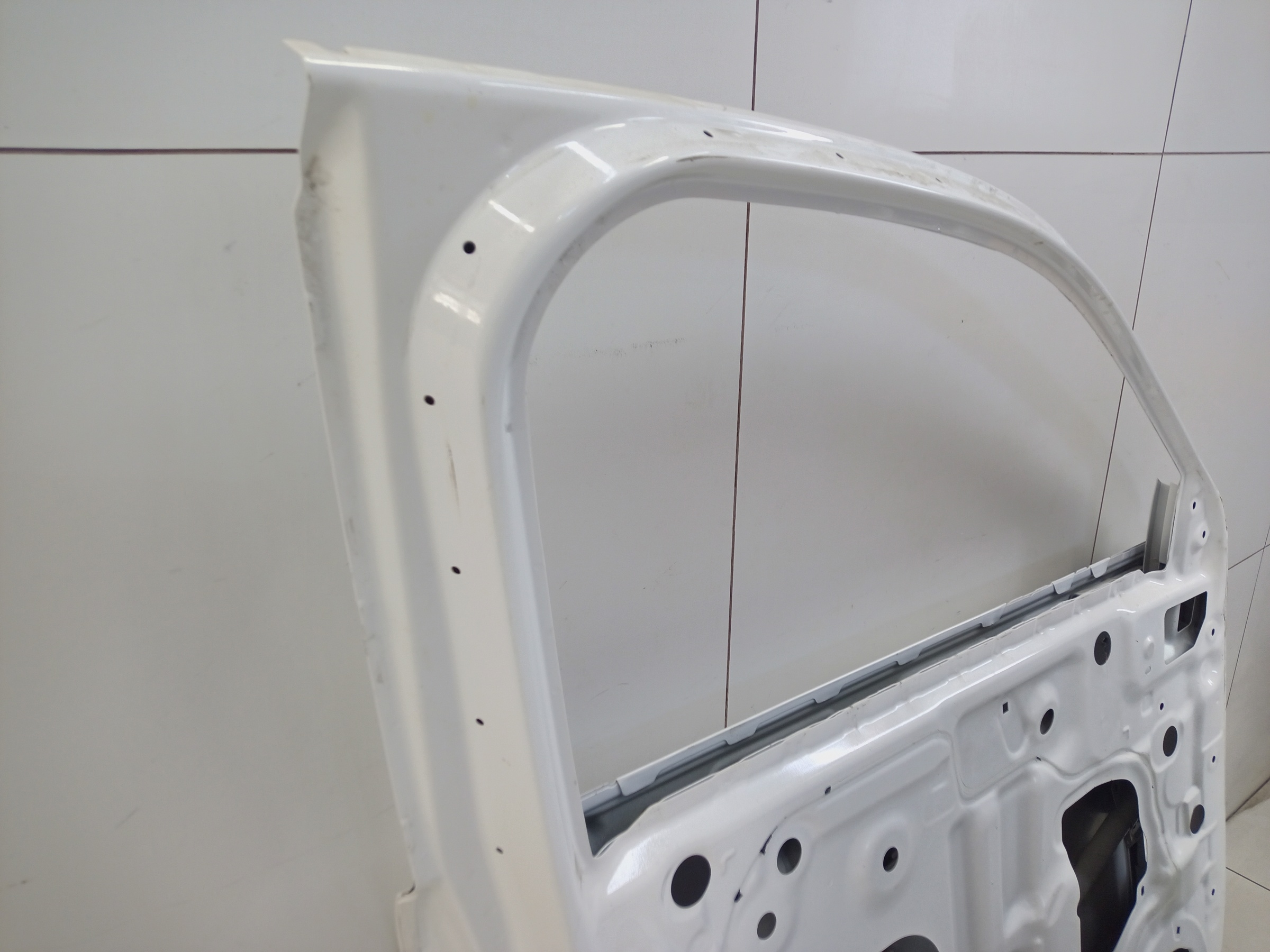 Дверь передняя левая Haval Jolion Restail