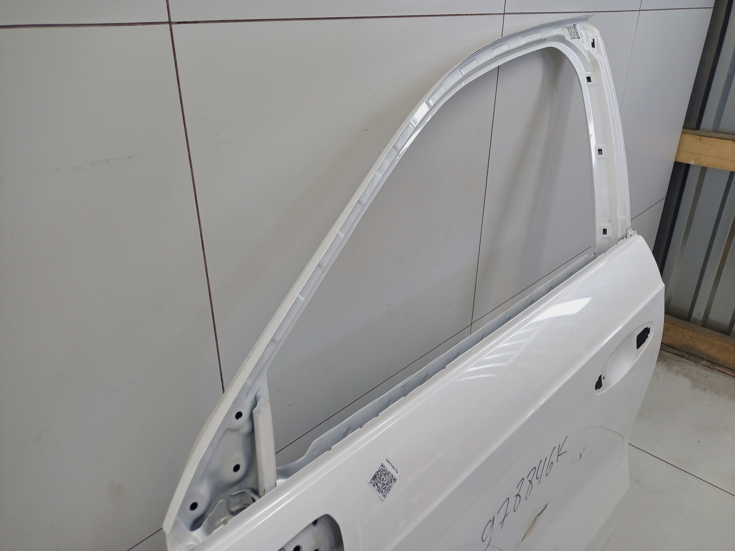 Дверь передняя левая Haval Jolion Restail