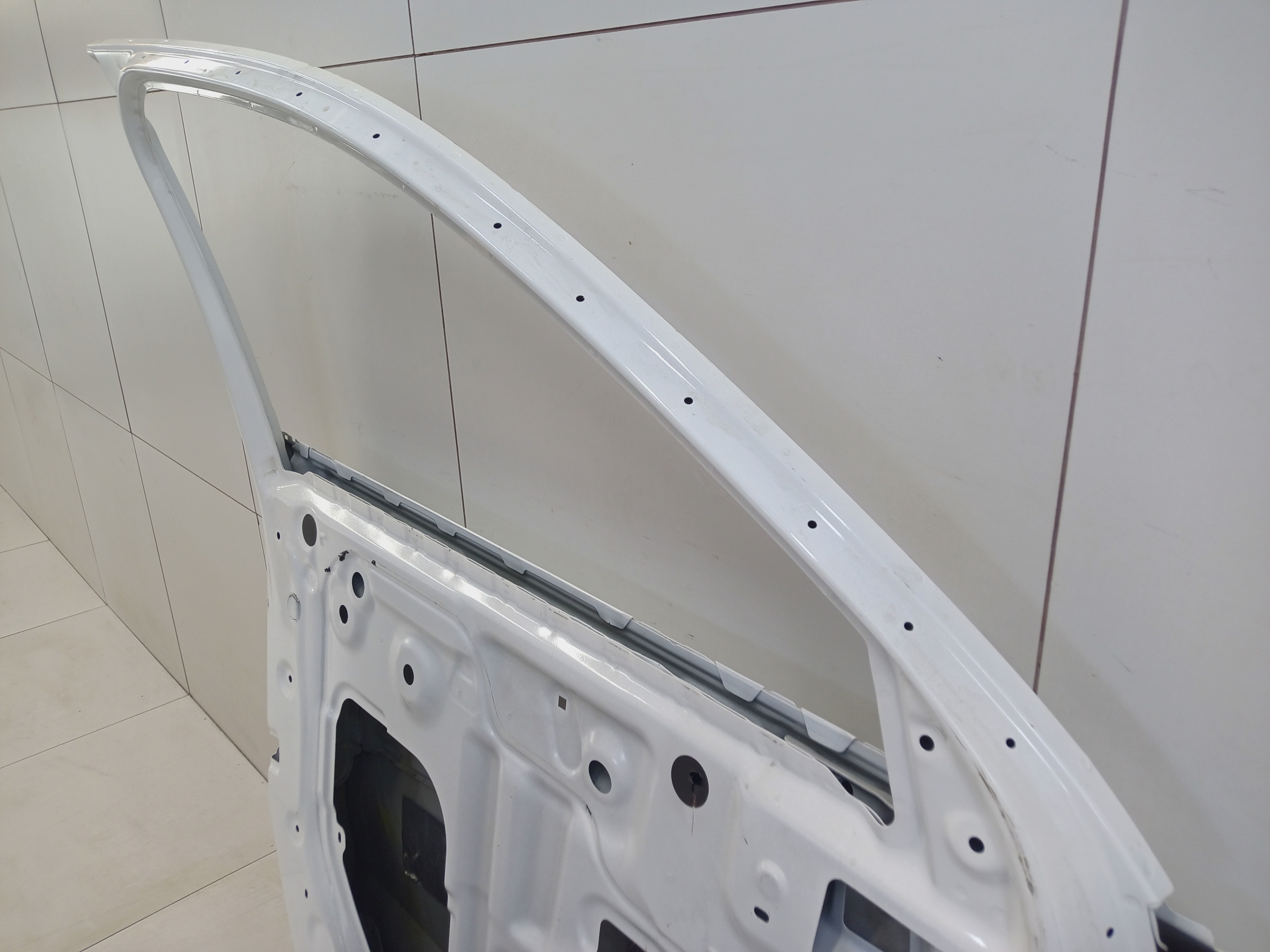 Дверь передняя левая Haval Jolion Restail