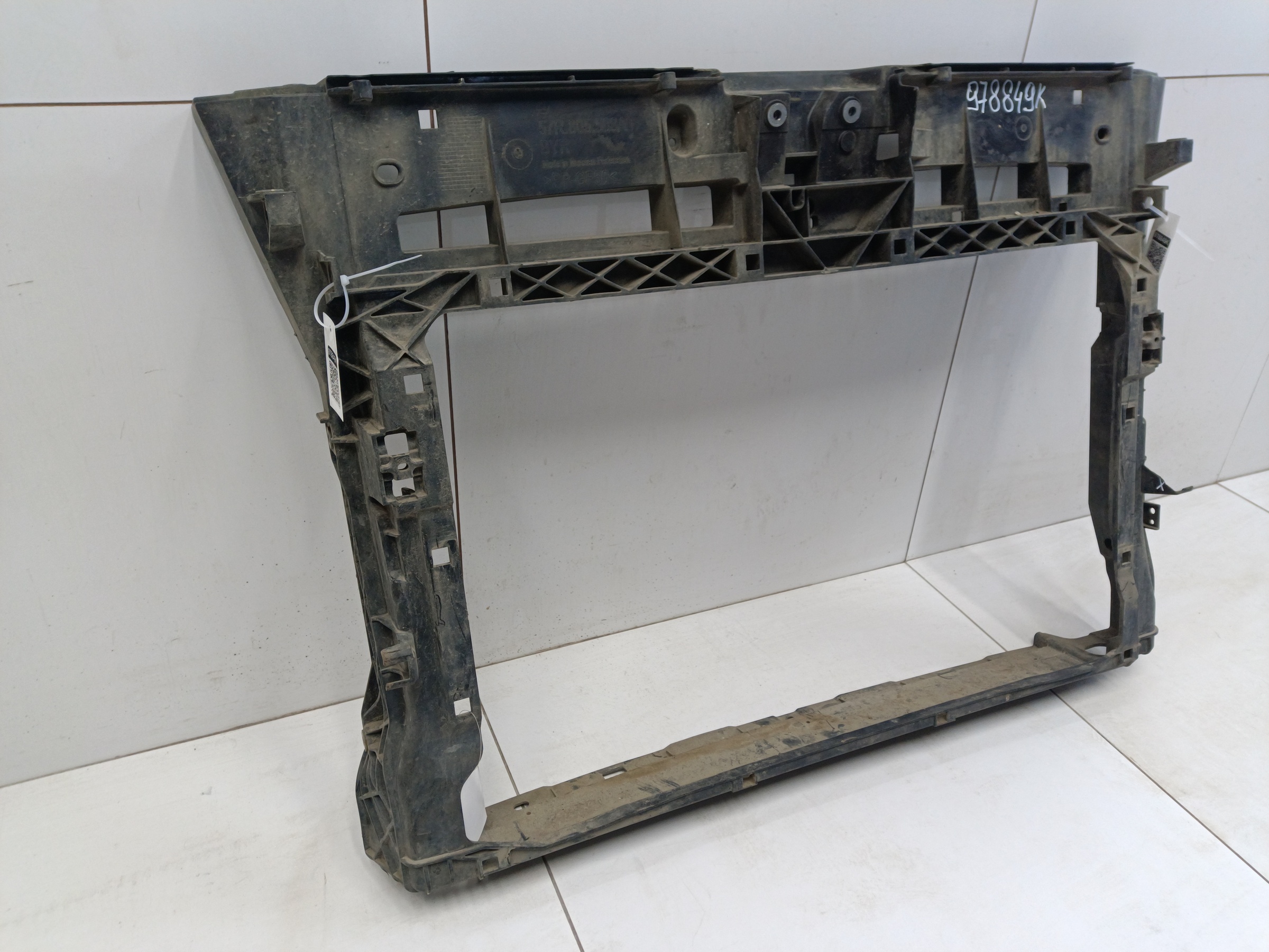 Панель передняя Skoda Karoq