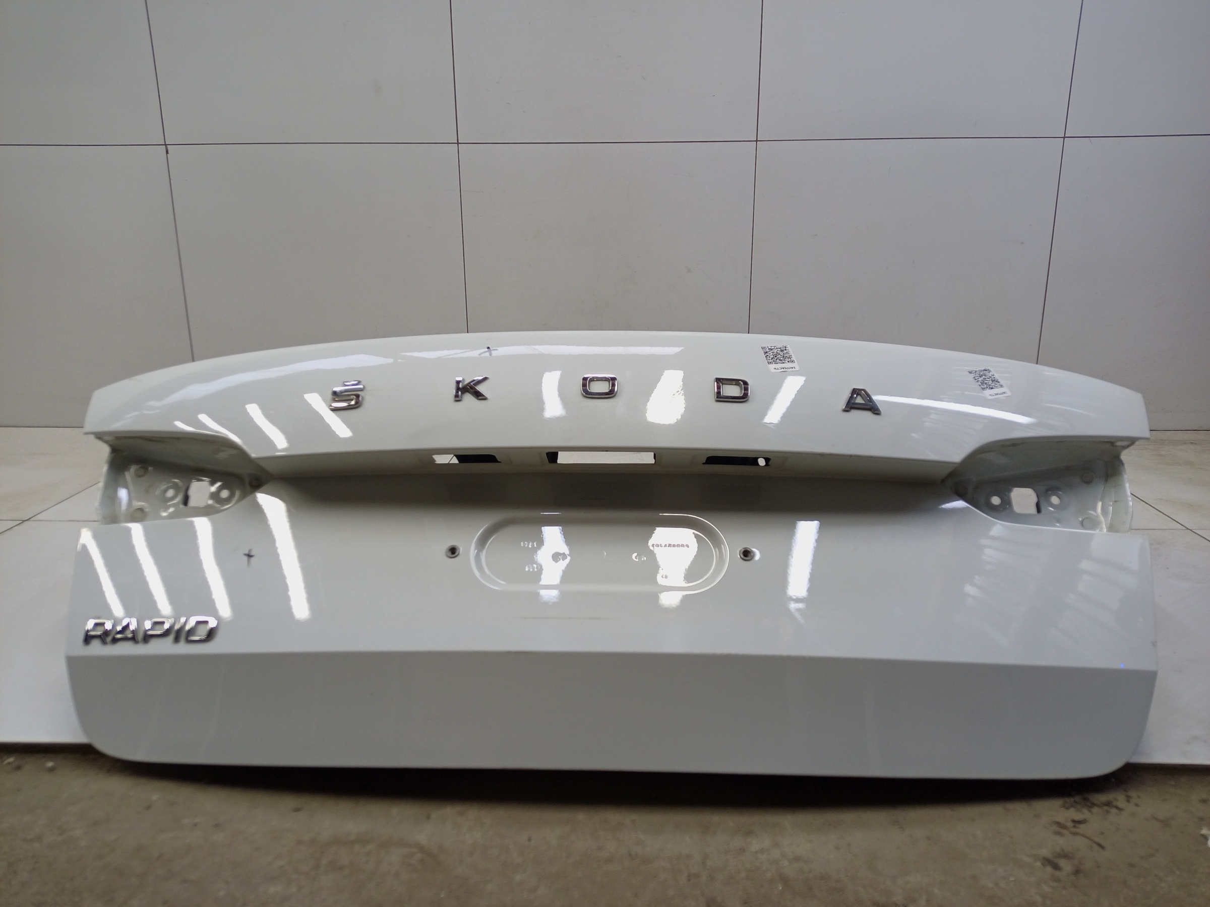 Крышка багажника Skoda Rapid 2