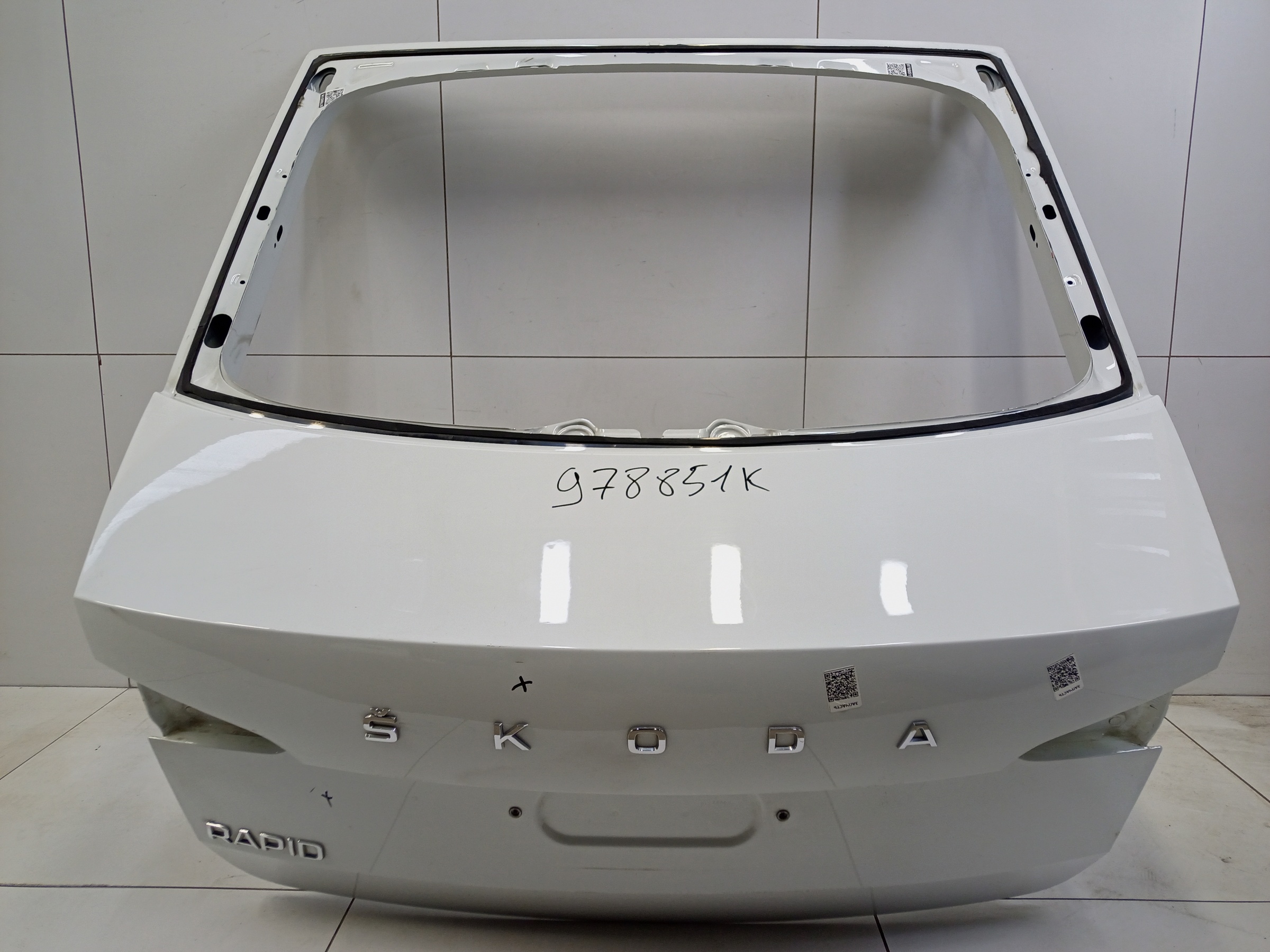 Крышка багажника Skoda Rapid 2