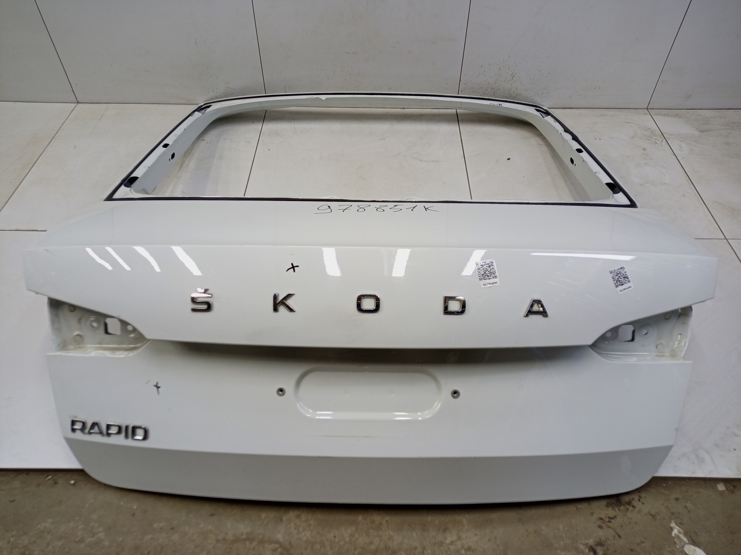 Крышка багажника Skoda Rapid 2
