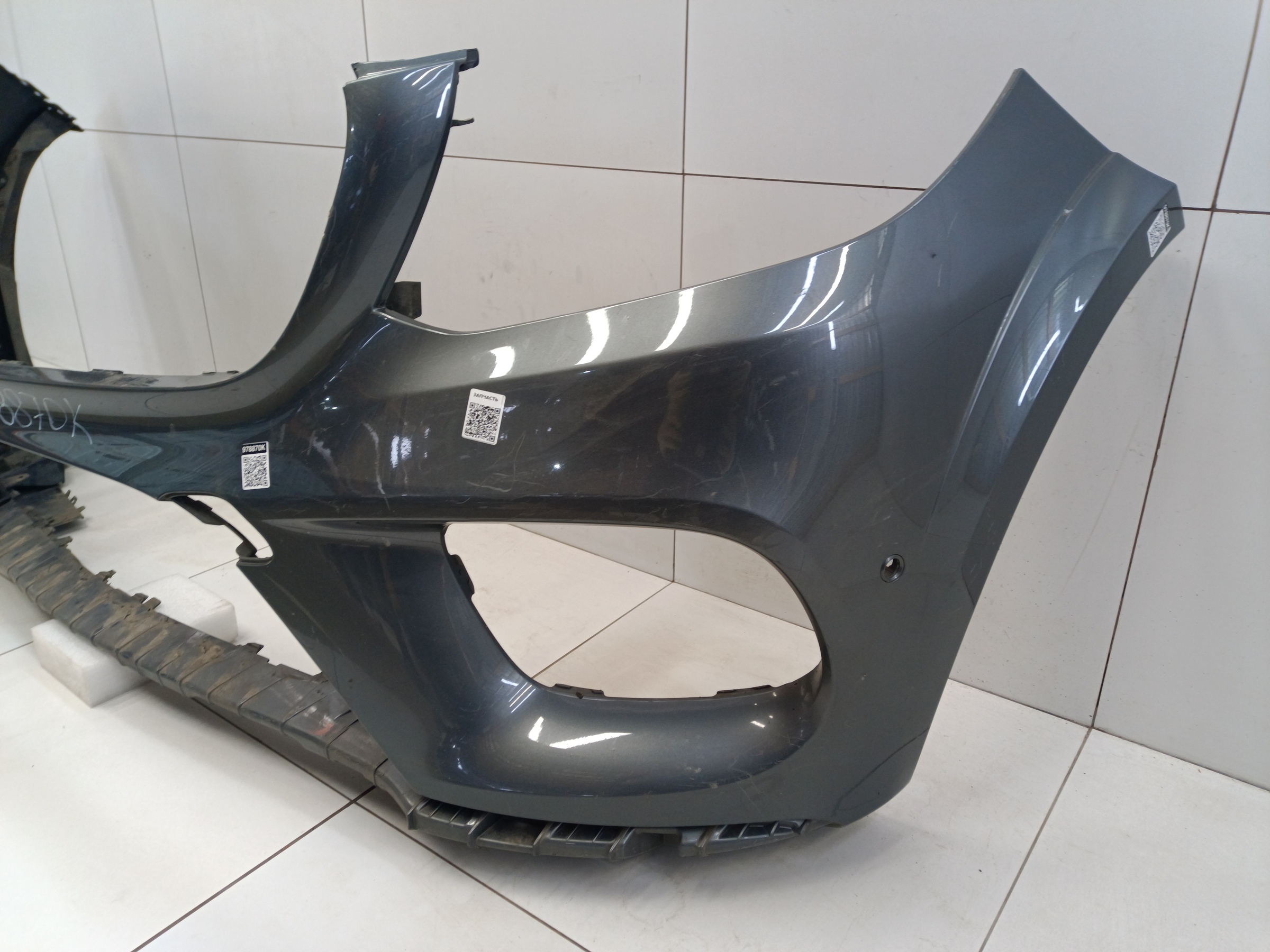 Бампер передний Mercedes Benz GL-klasse X166 AMG