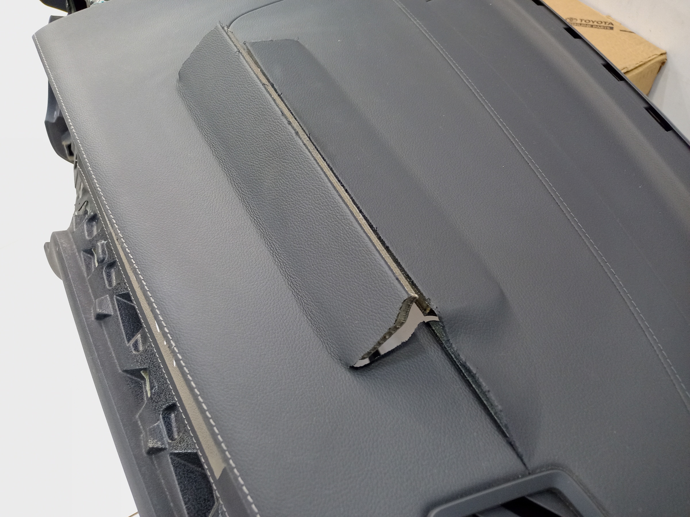 Торпедо Volvo XC60 2