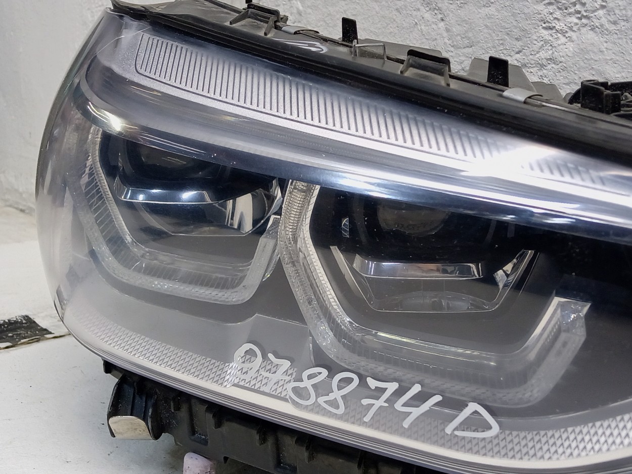 Фара передняя правая BMW X3 G01 LED