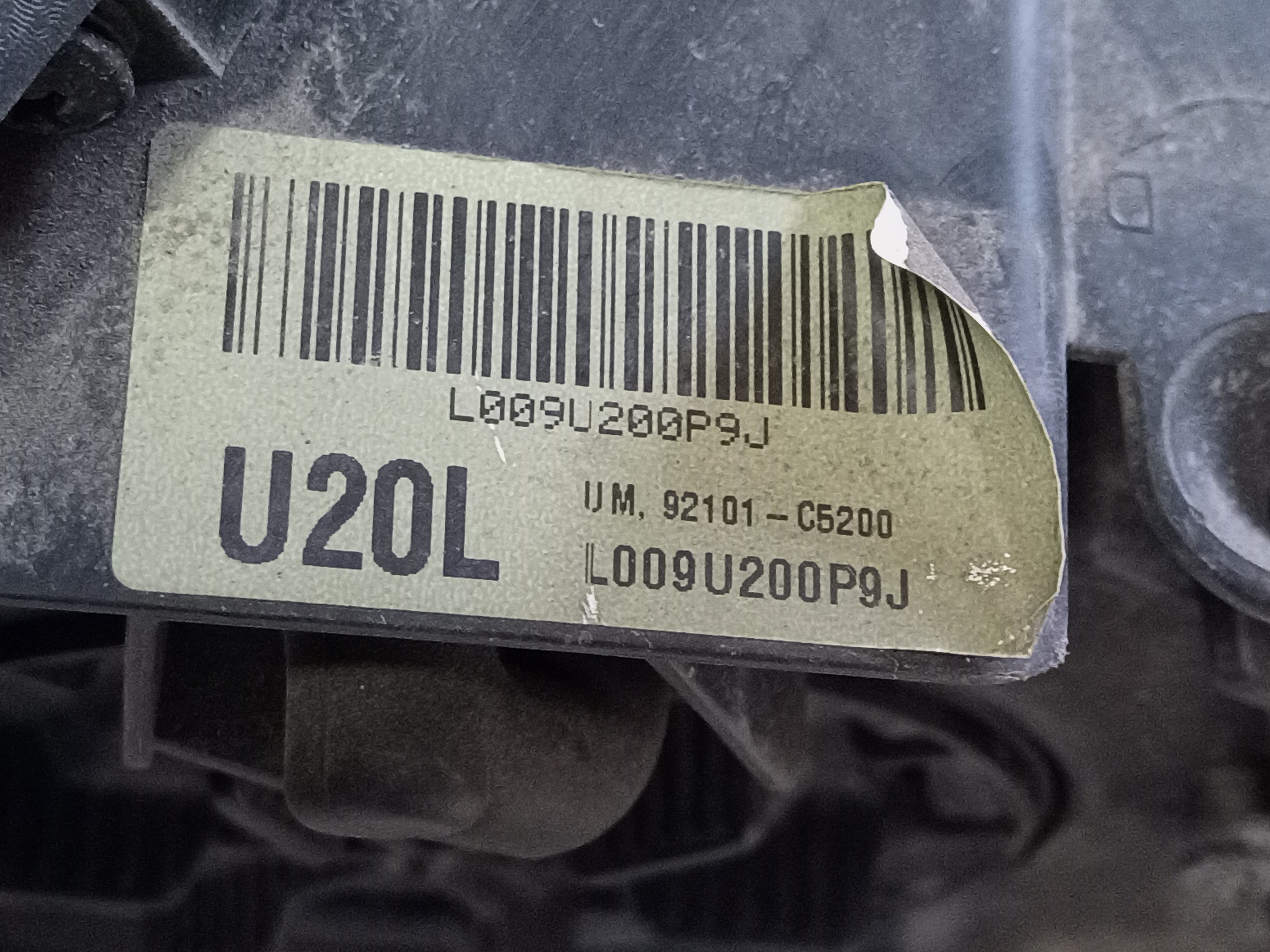 Фара передняя левая Kia Sorento 3 ксенон ДХО